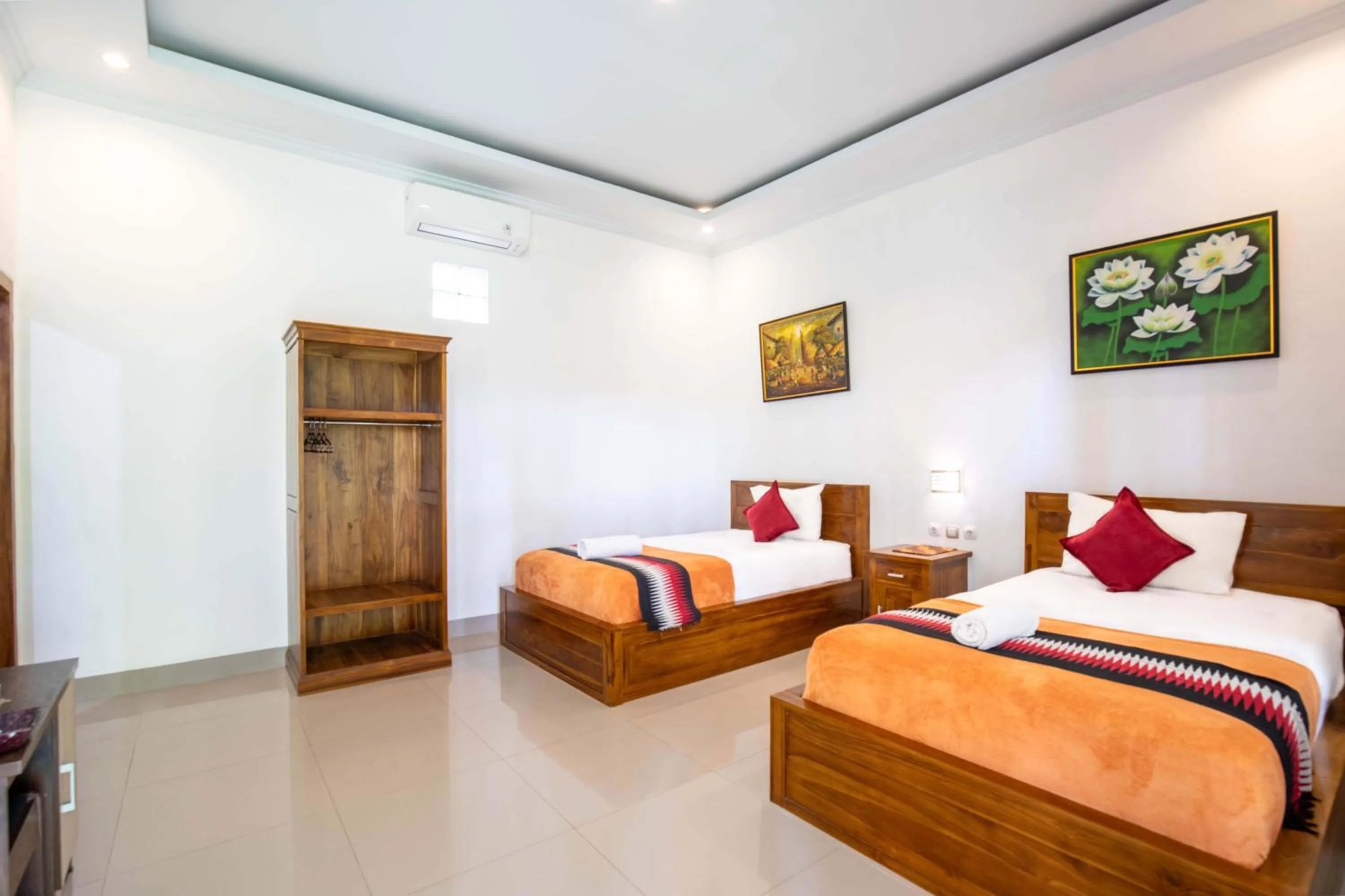 Bed in Coconut Hill Cottage