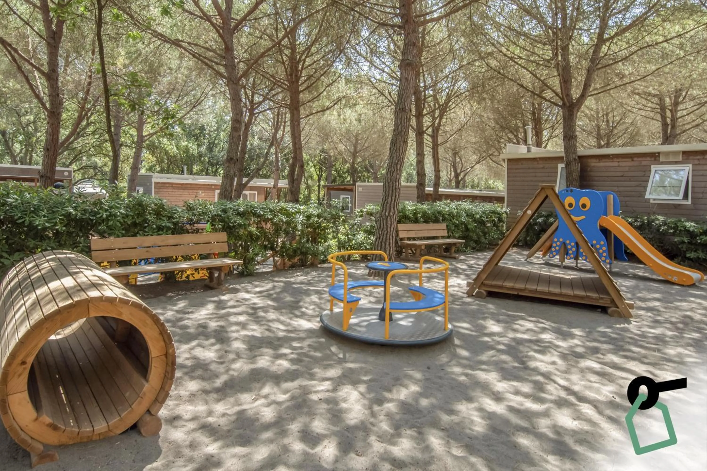 Children play ground in HOTIDAY Lodge Castiglione