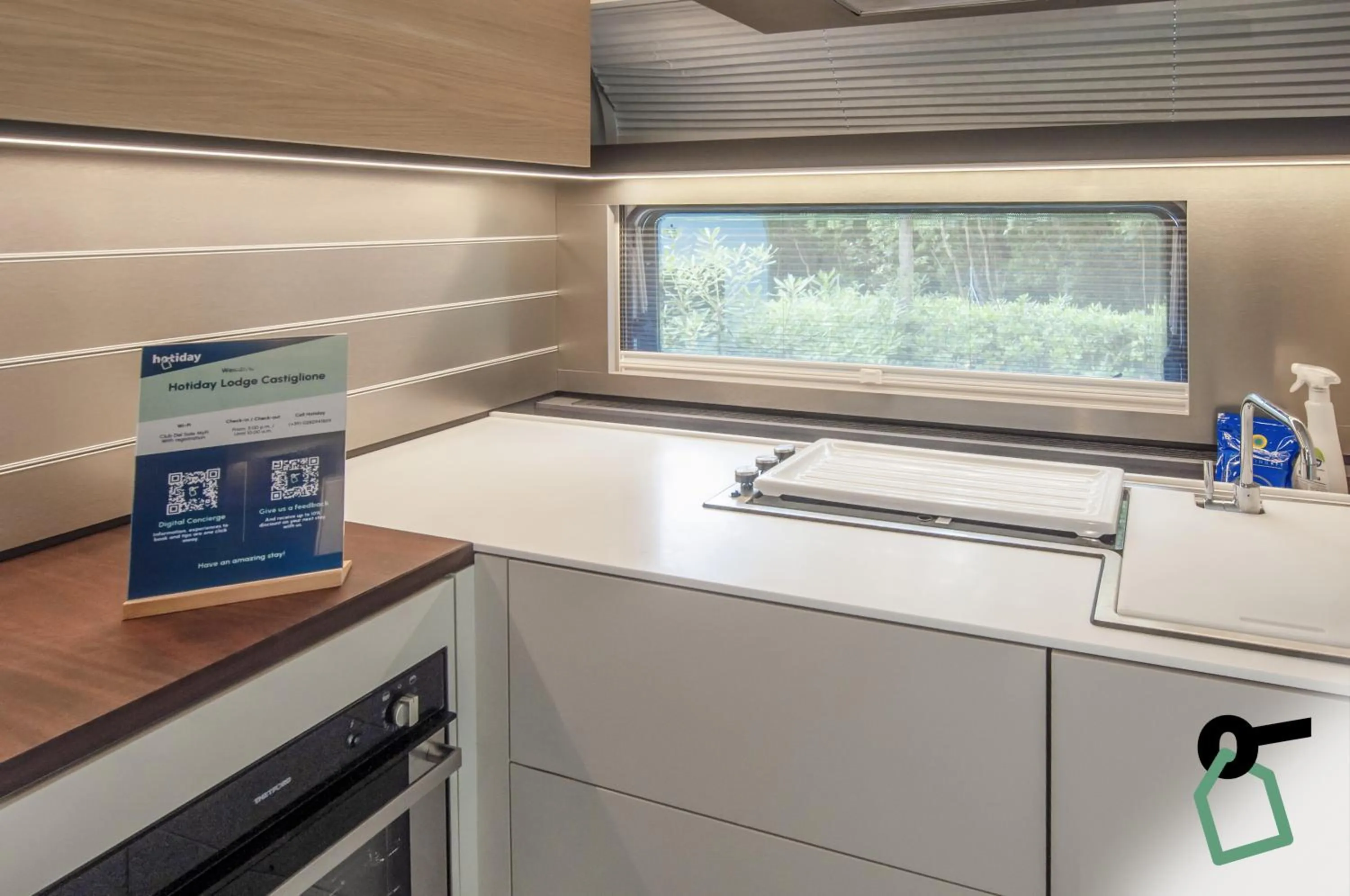 Kitchen or kitchenette in HOTIDAY Lodge Castiglione