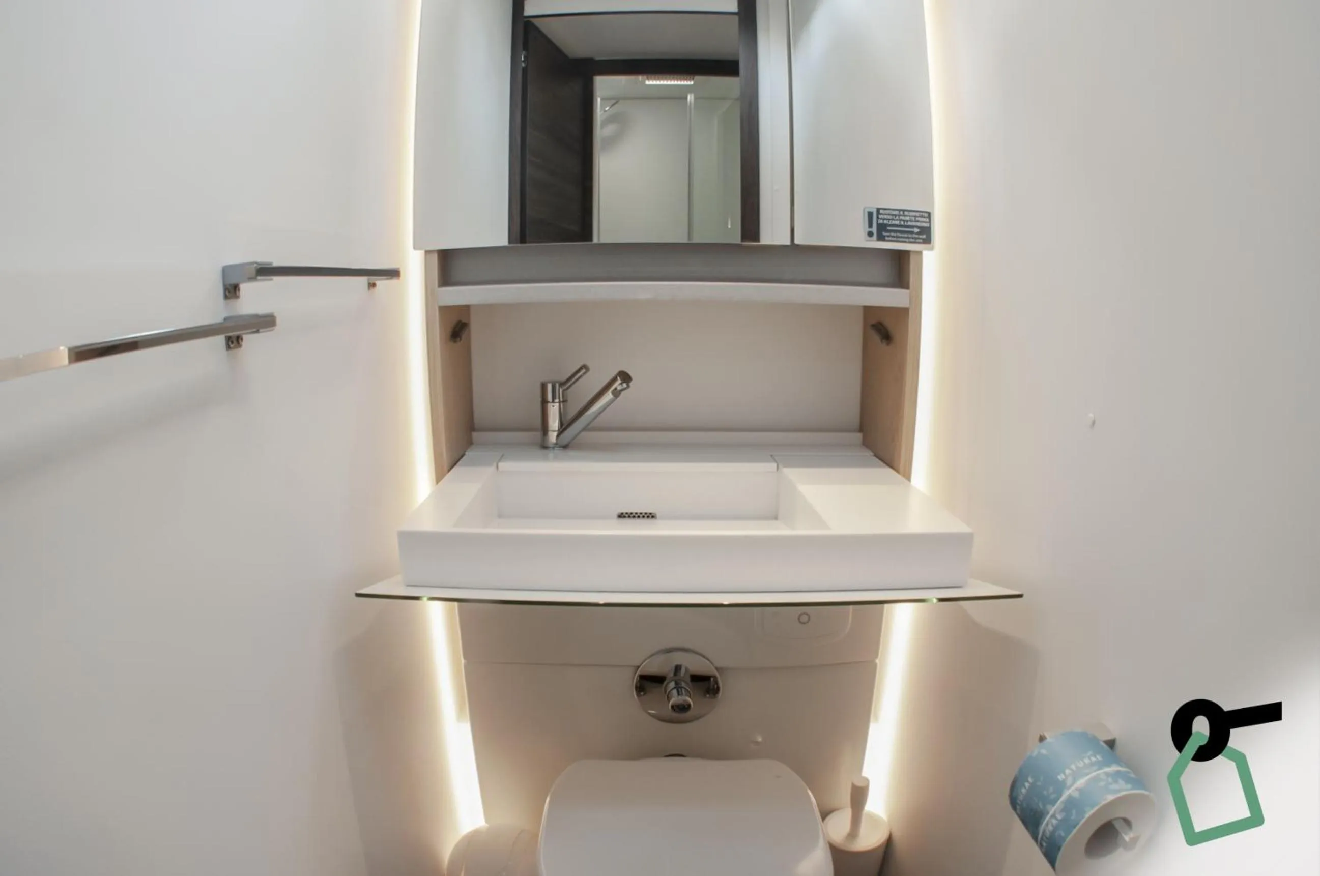 Bathroom in HOTIDAY Lodge Castiglione