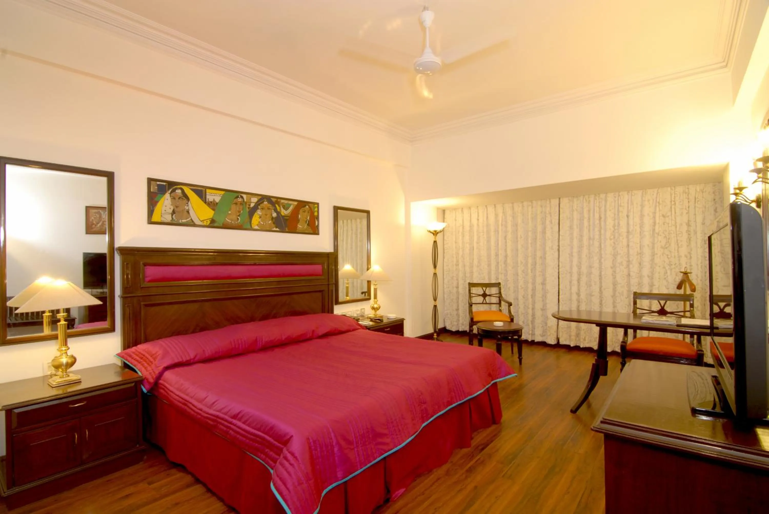 Bed in Chanakya Hotel, Patna