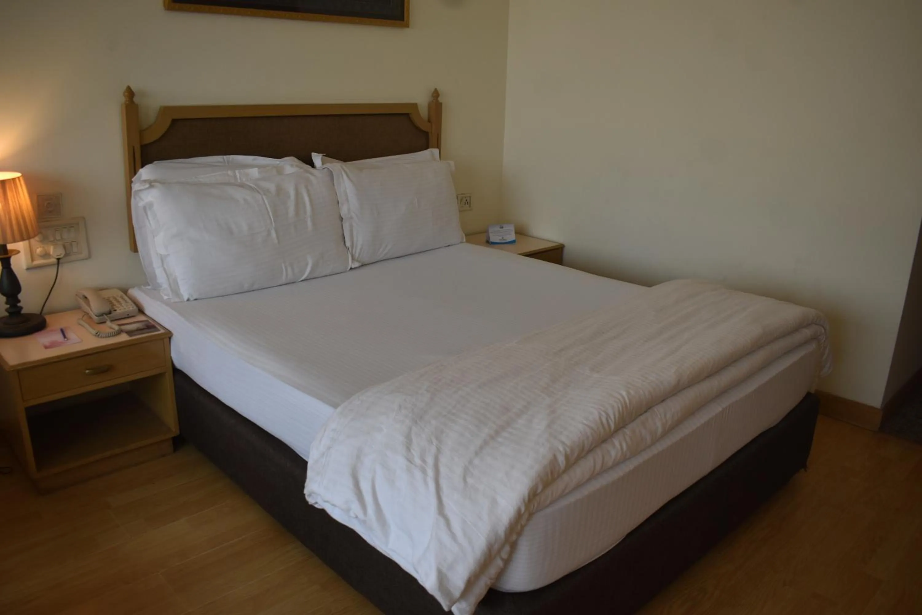 Bed in Chanakya Hotel, Patna