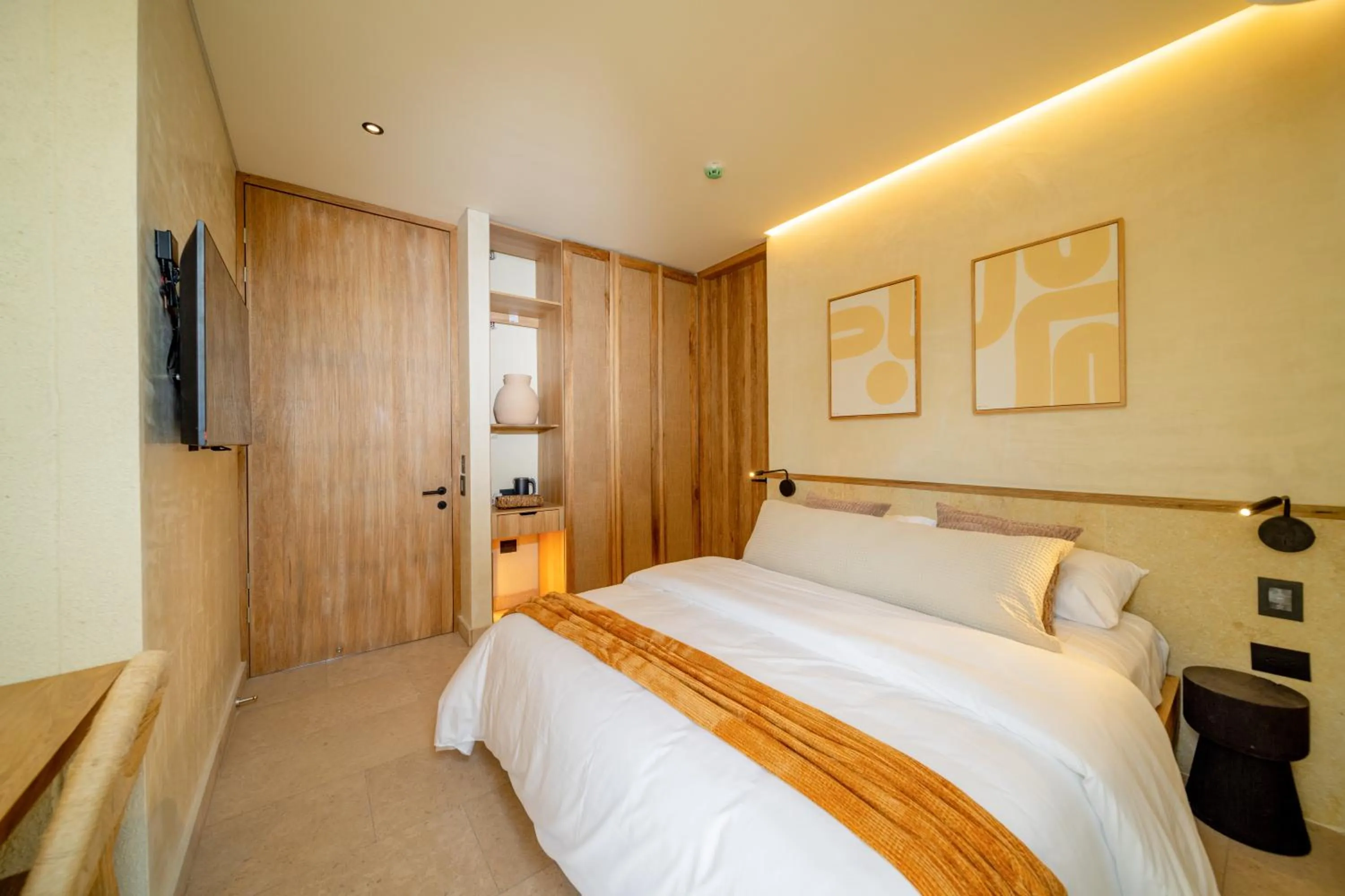 Photo of the whole room, Bed in Moabi Hotel