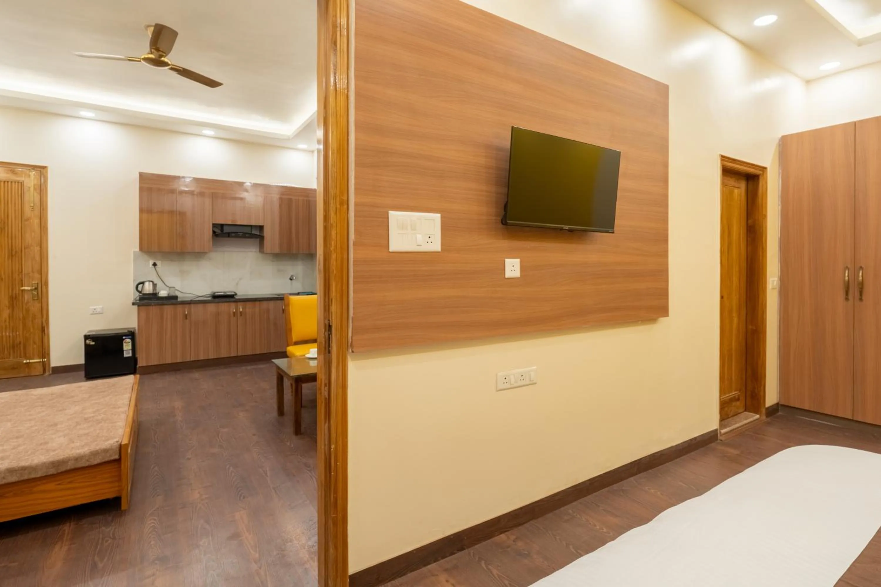 Bed in Lime Tree Hotel & One Bed Room Serviced Apartment - Noida Next to Sector 50 Metro with Party Venue
