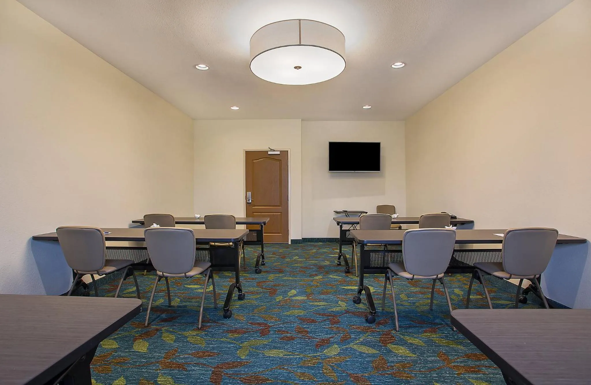 Meeting/conference room in Candlewood Suites Fort Campbell - Oak Grove by IHG