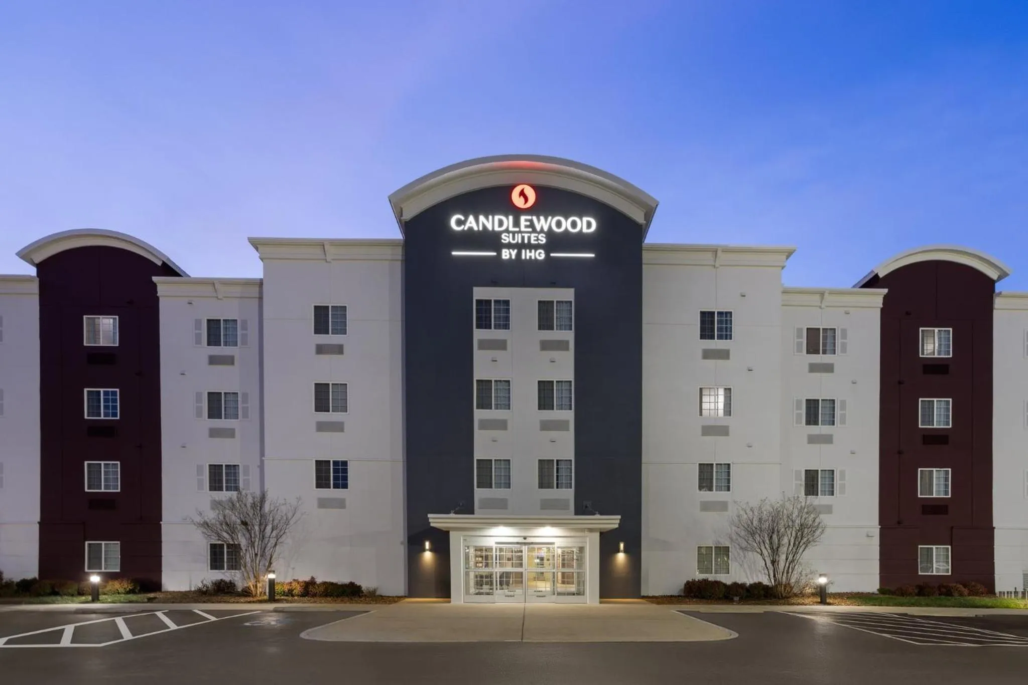 Property building in Candlewood Suites Fort Campbell - Oak Grove by IHG