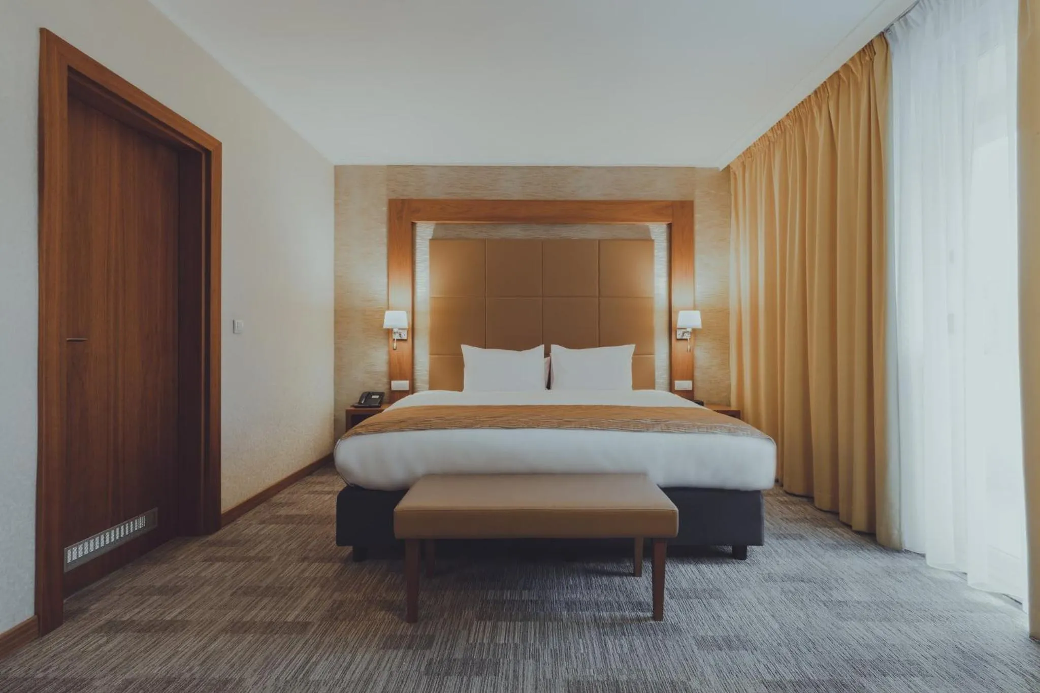 Photo of the whole room, Bed in Holiday Inn Skopje by IHG