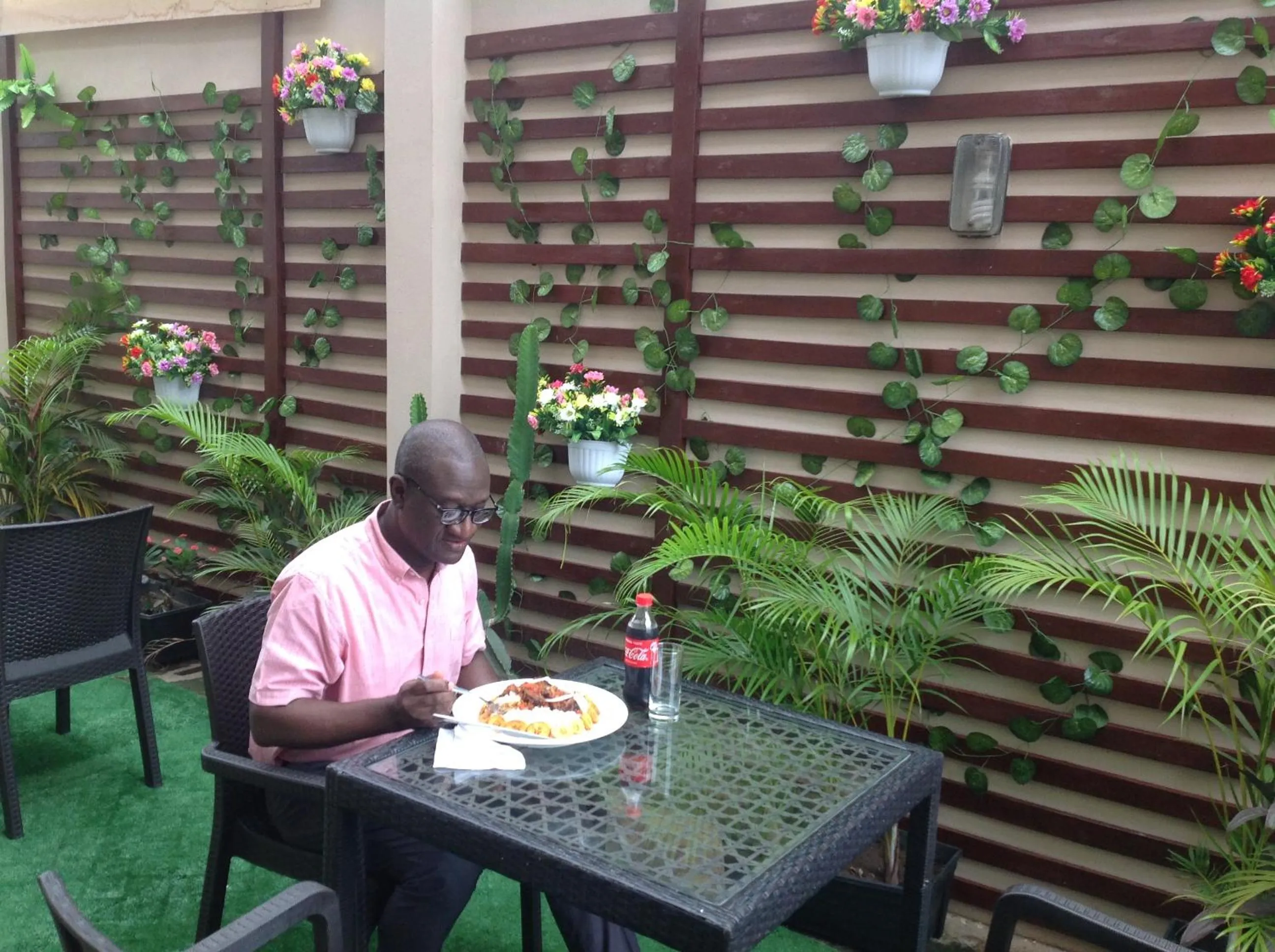 Restaurant/places to eat in Adis Hotels Ibadan