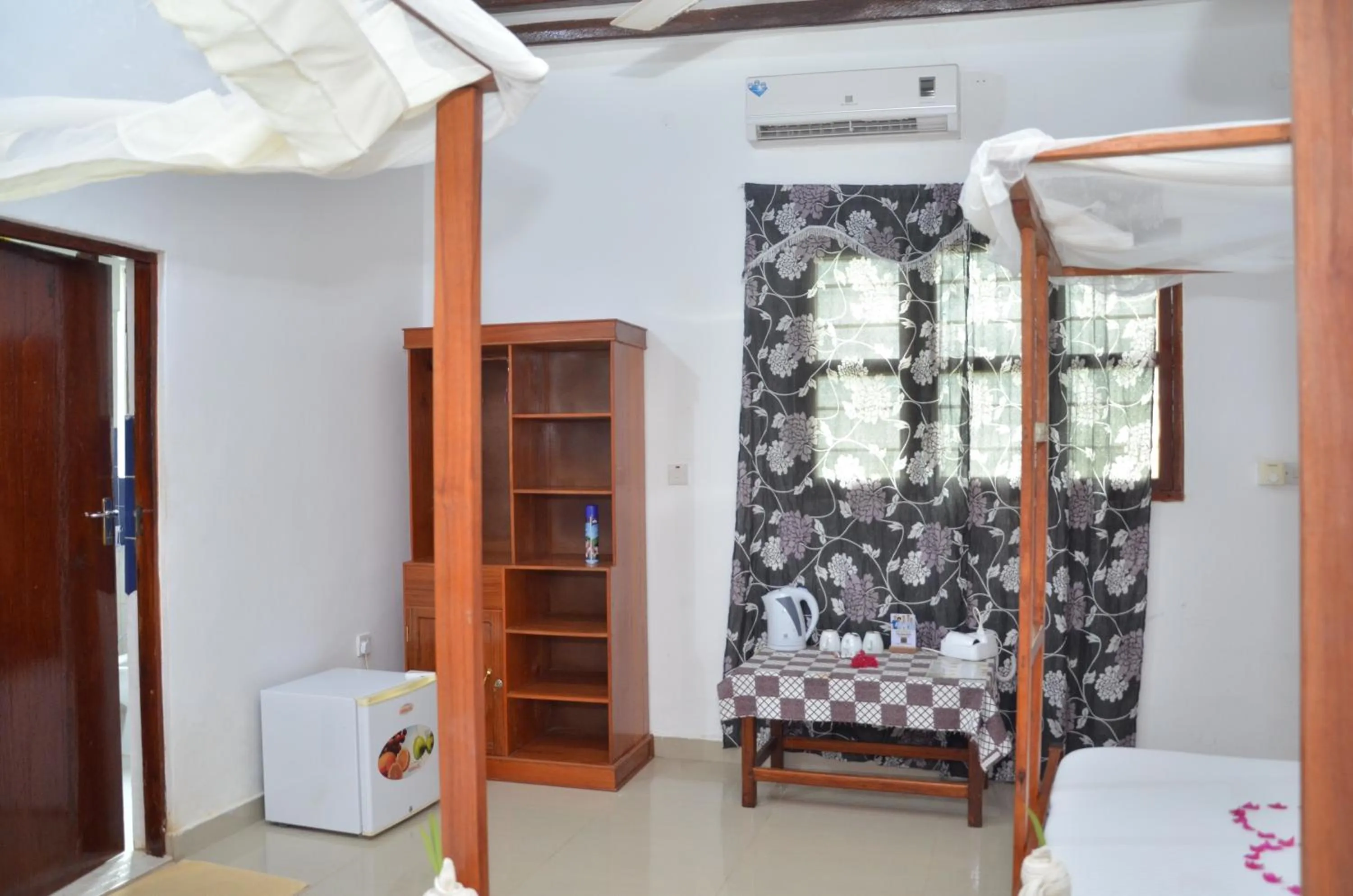 Bed in Bagamoyo Spice Villa