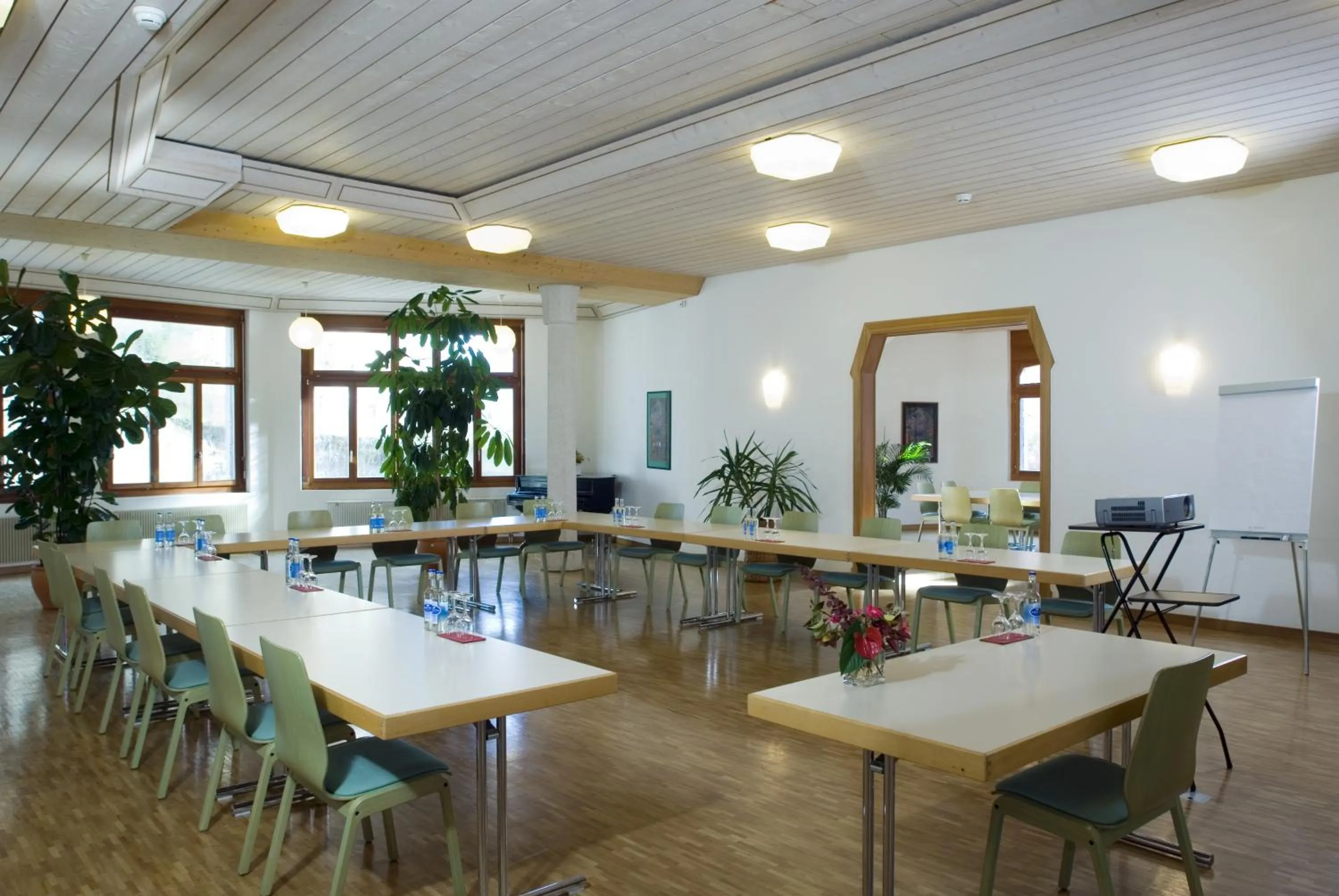 Business facilities in Restaurant Hotel Rüttihubelbad