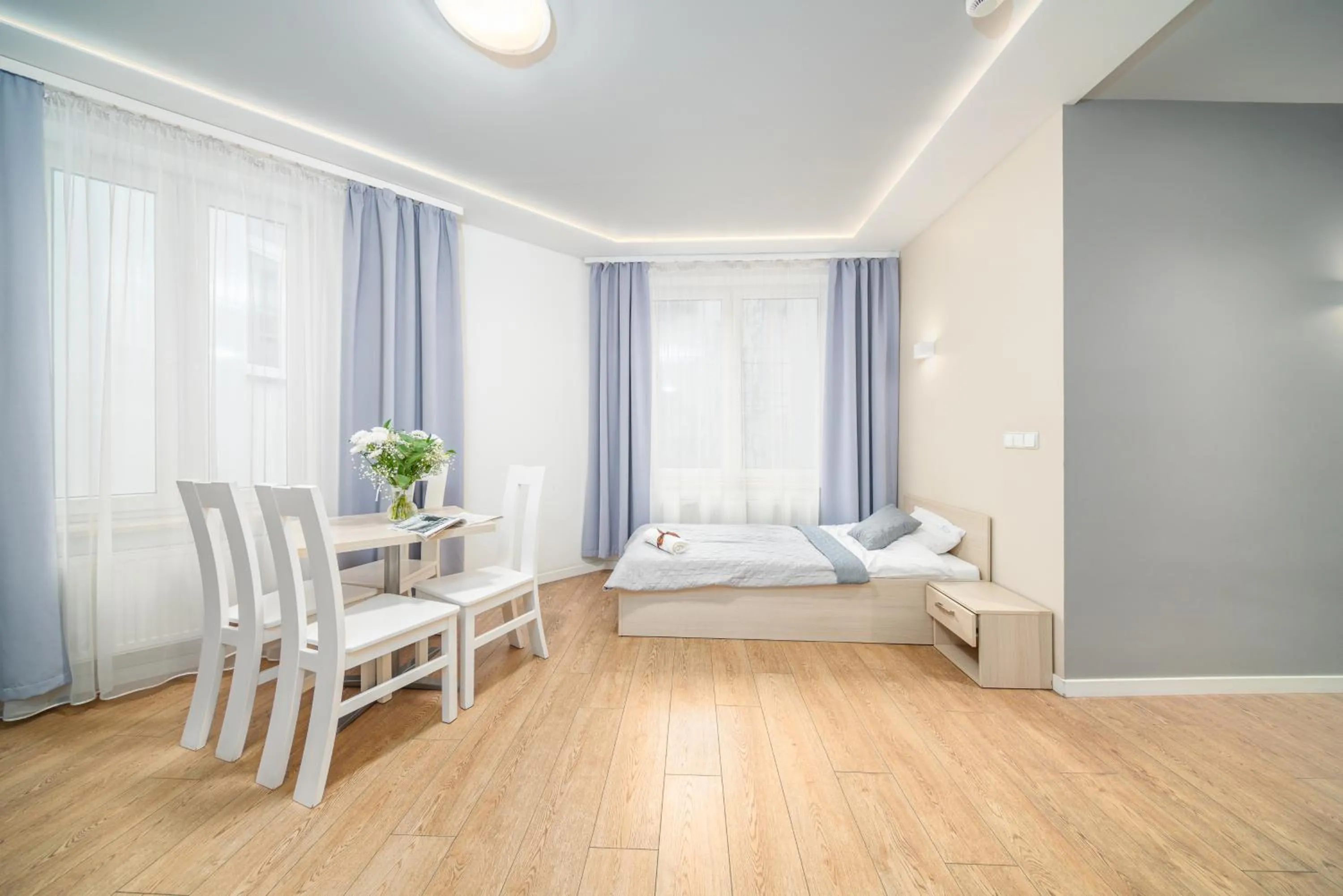 Bed in Apartamenty Platinia - komfortowe noclegi Kraków Stare Miasto