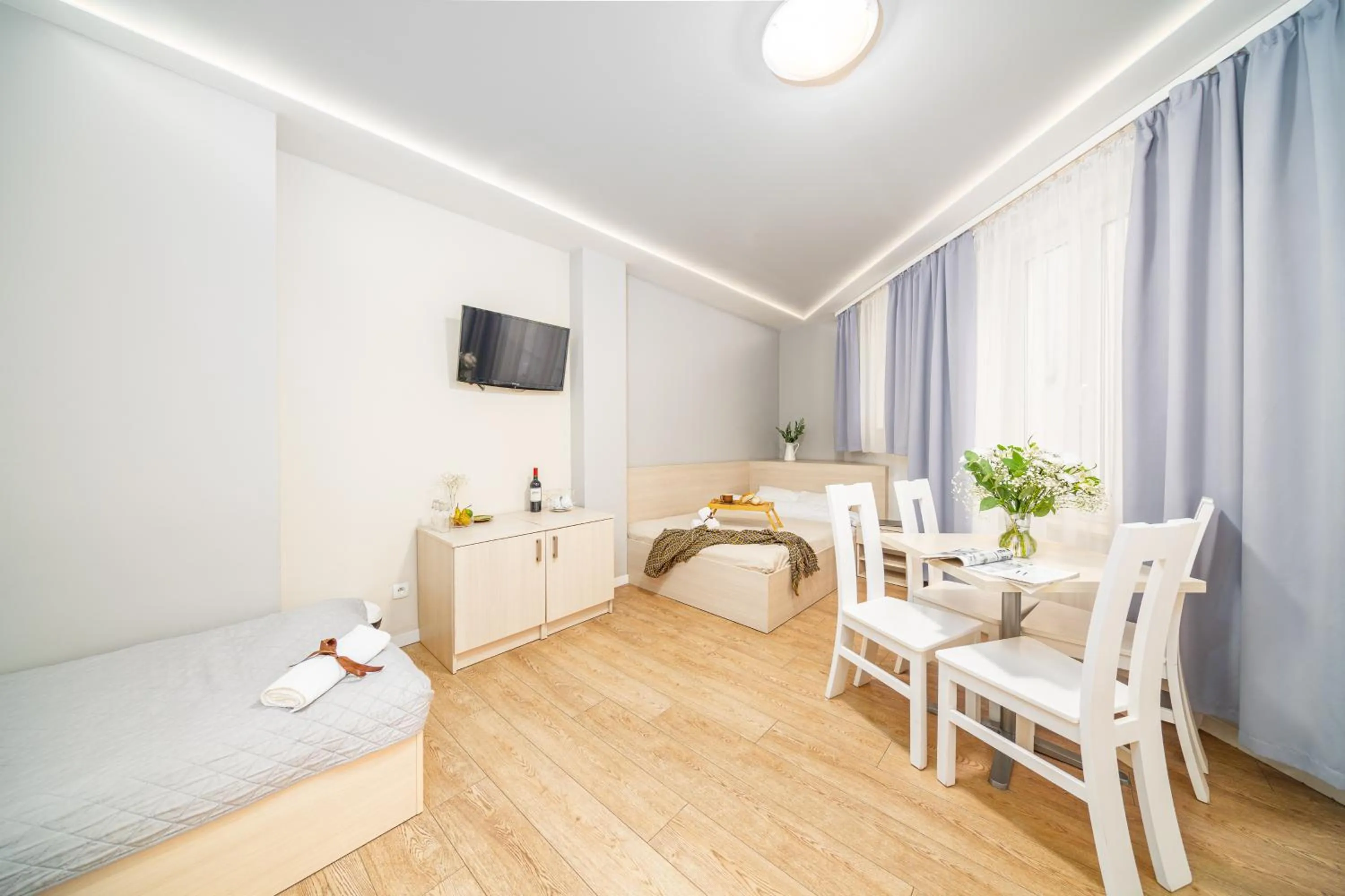 Bed in Apartamenty Platinia - komfortowe noclegi Kraków Stare Miasto