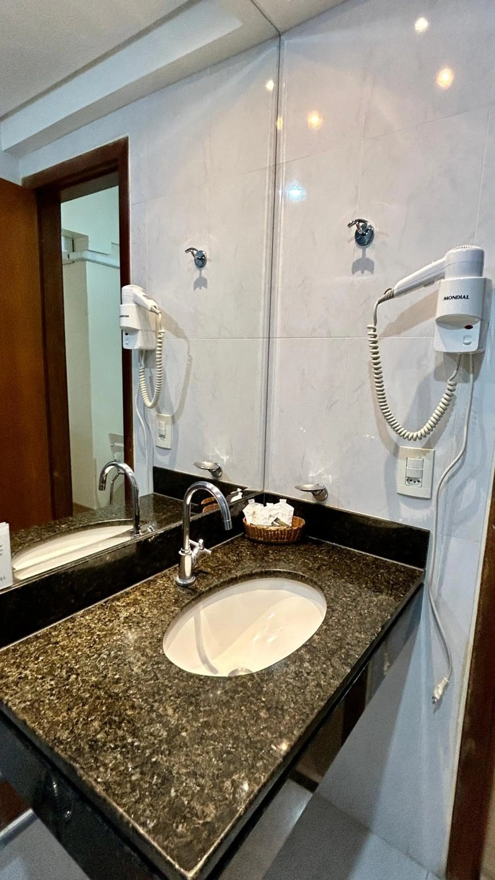 Bathroom in Líber Hotel Nova Serrana - Conforto na Rota da BR-262