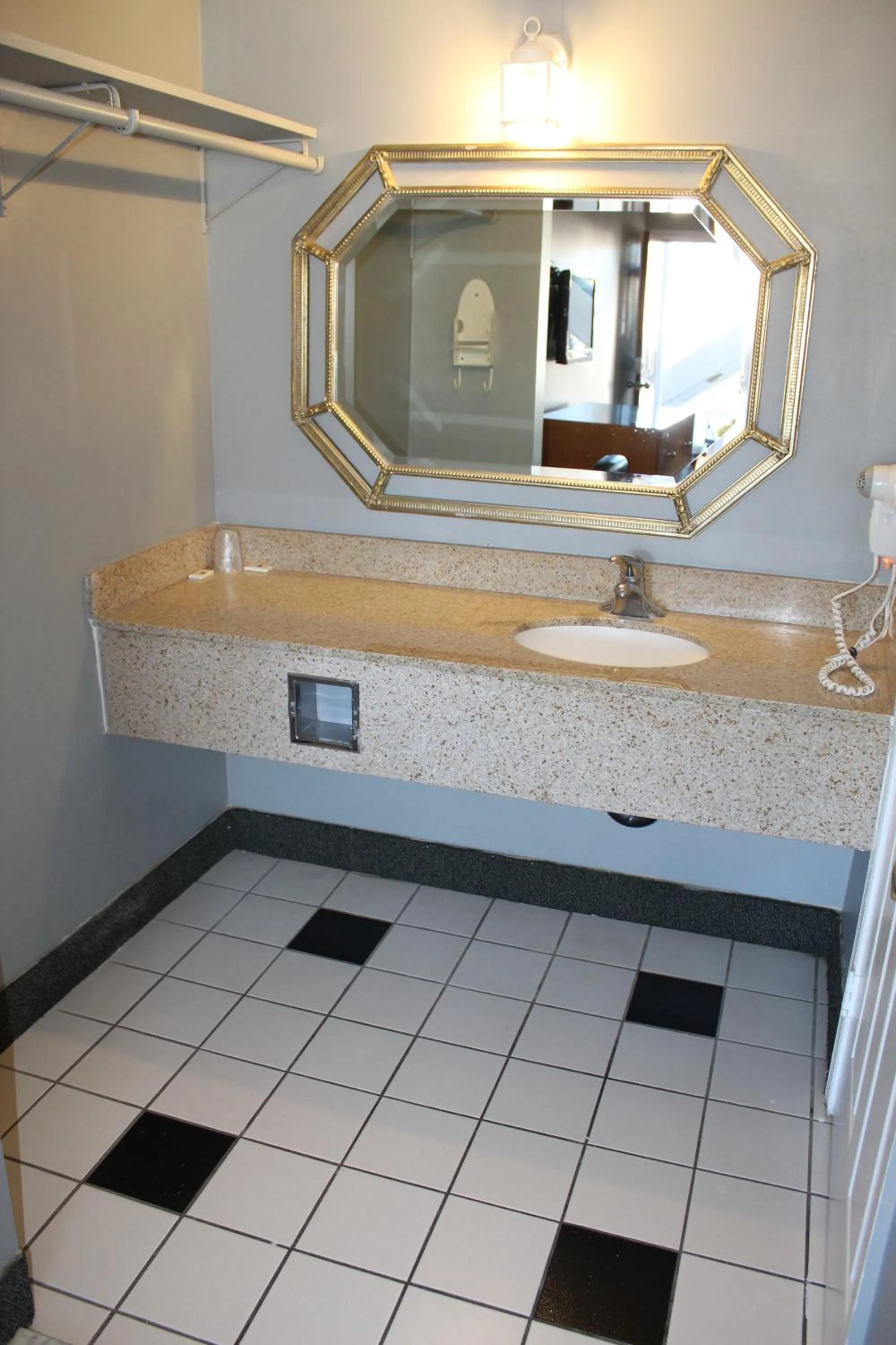 Bathroom in Liberty Inn Absecon Atlantic City