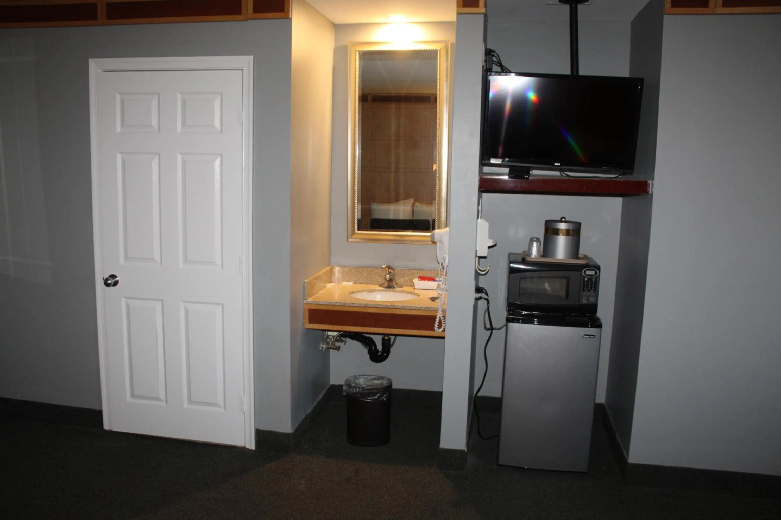 furniture in Liberty Inn Absecon Atlantic City