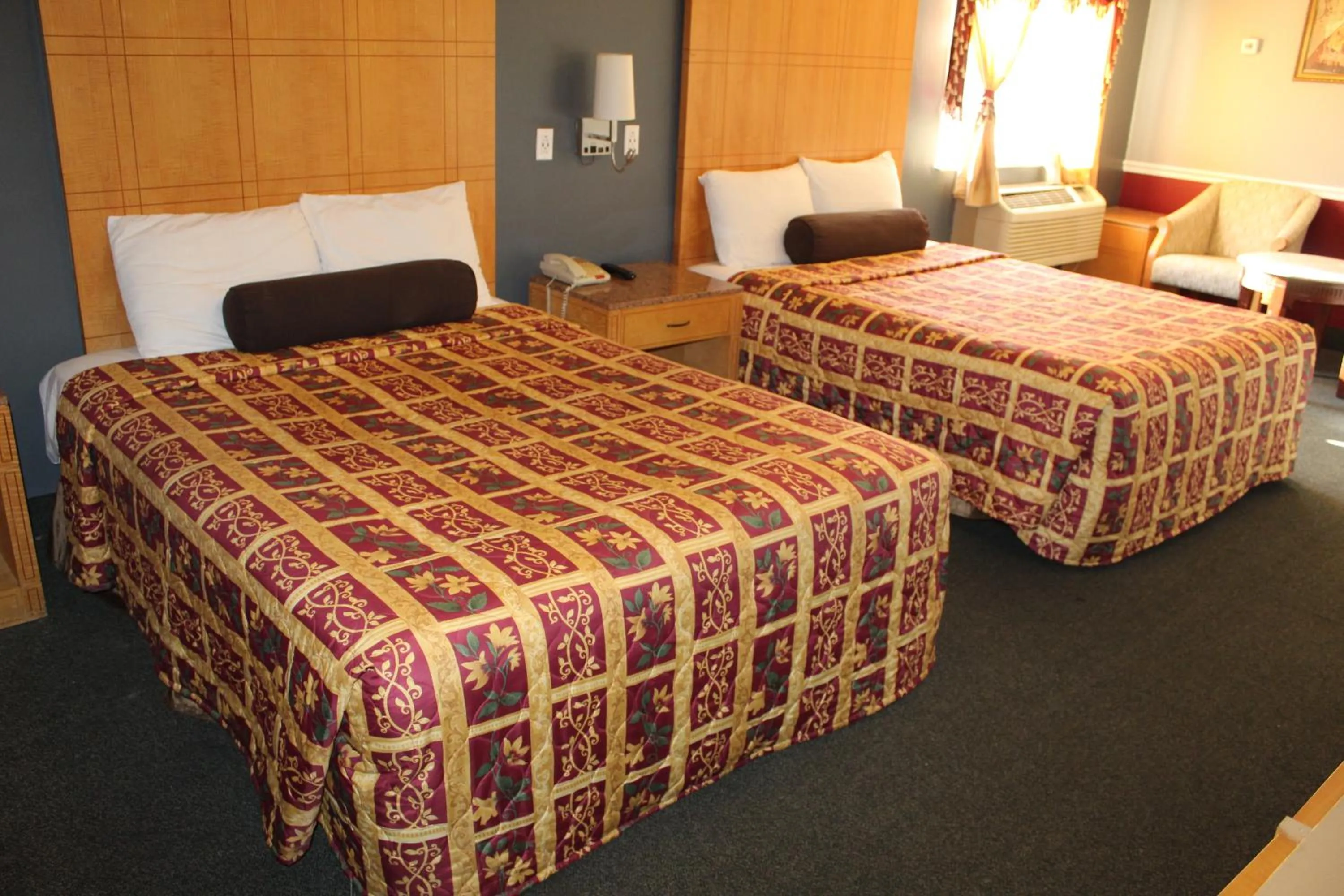 Bed in Liberty Inn Absecon Atlantic City