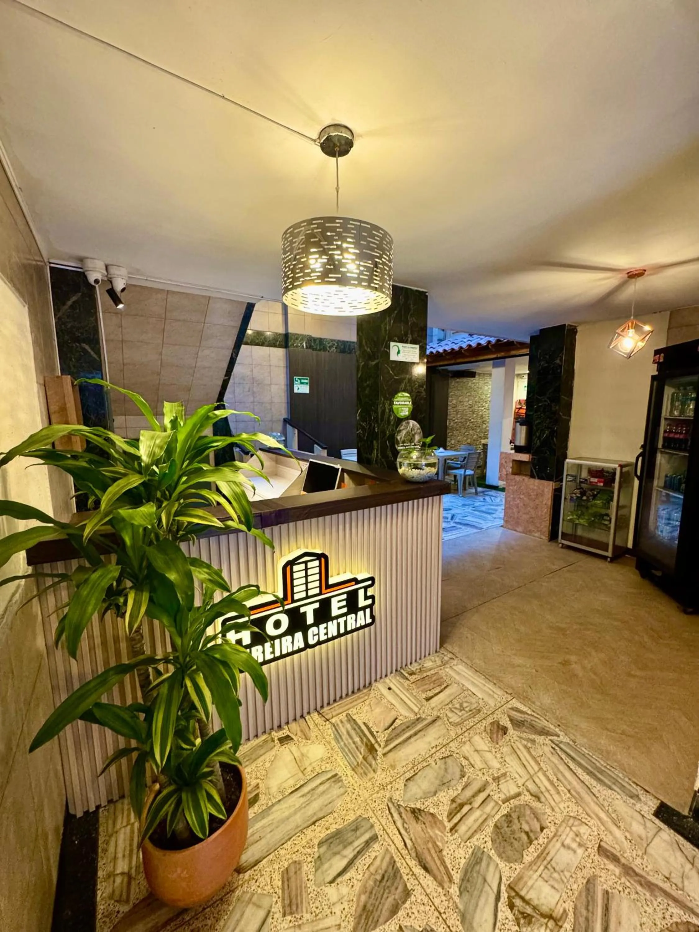 Lobby or reception in Hotel Pereira Central