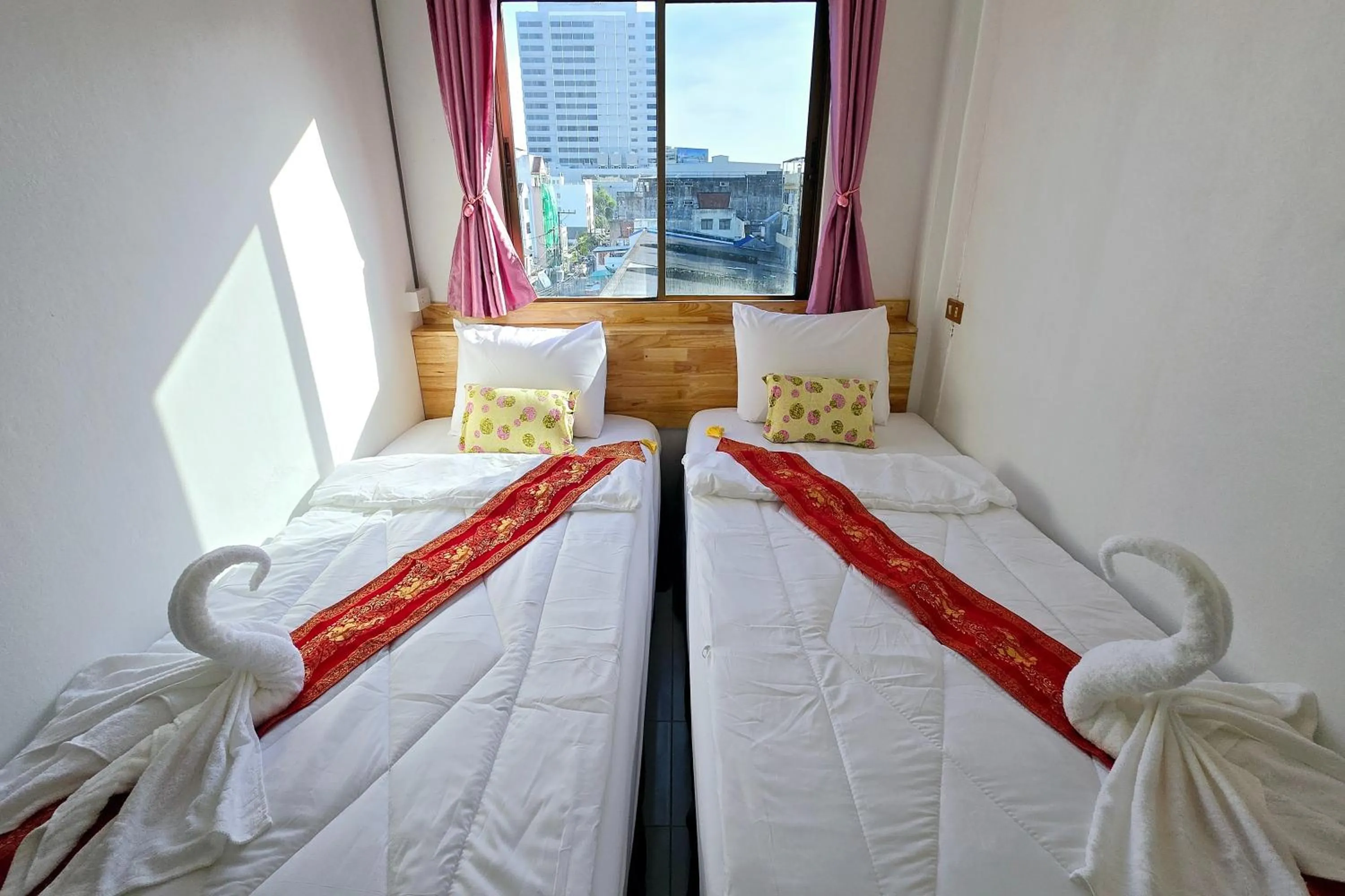 Bed in MT Friend Home & Hostel