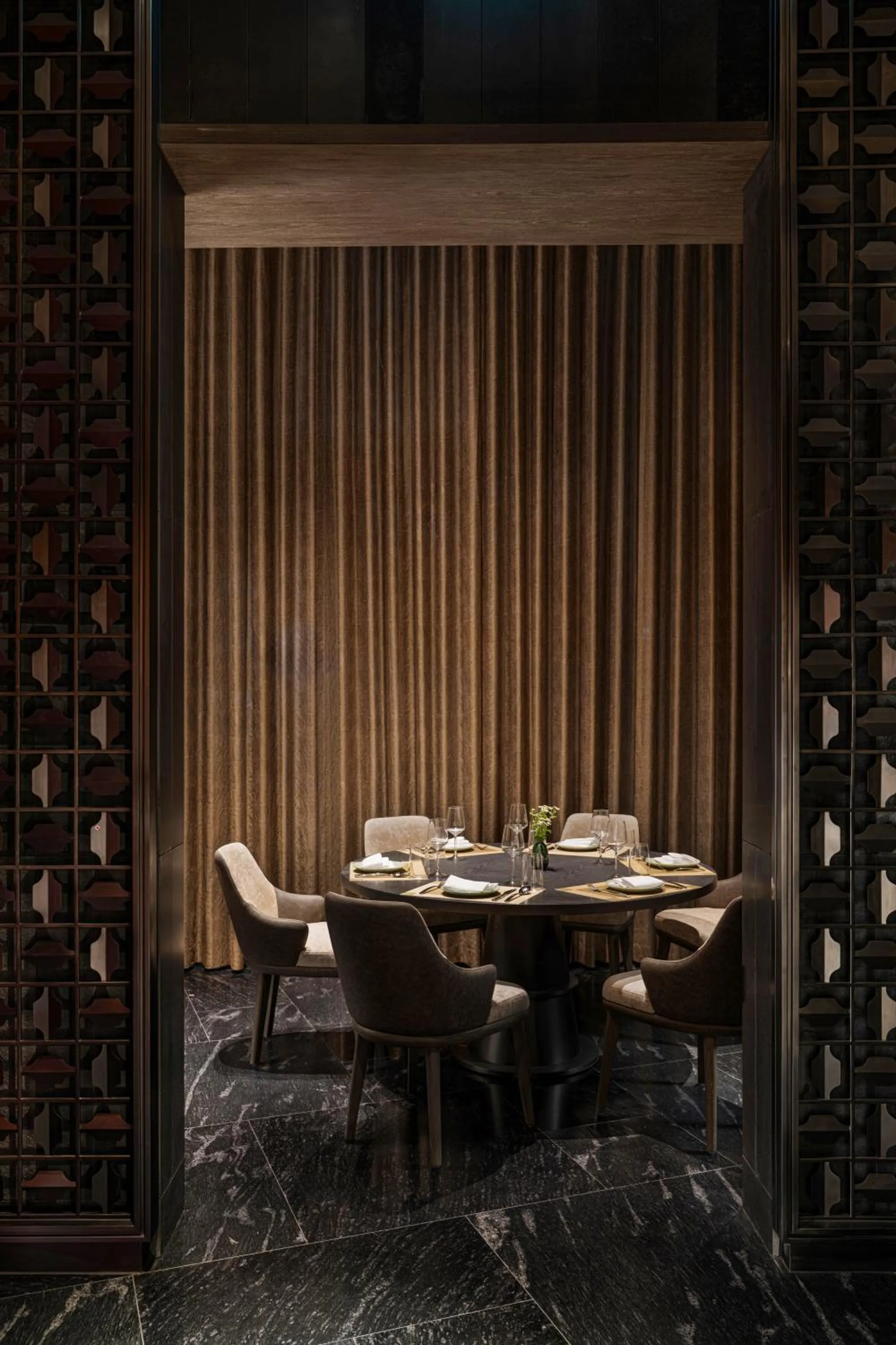 Restaurant/places to eat in Dusit Le Palais Tu Hoa Hanoi