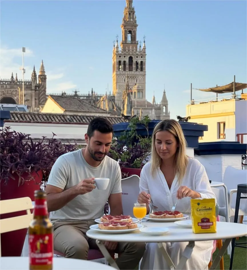 Restaurant/places to eat in Rio Hostel