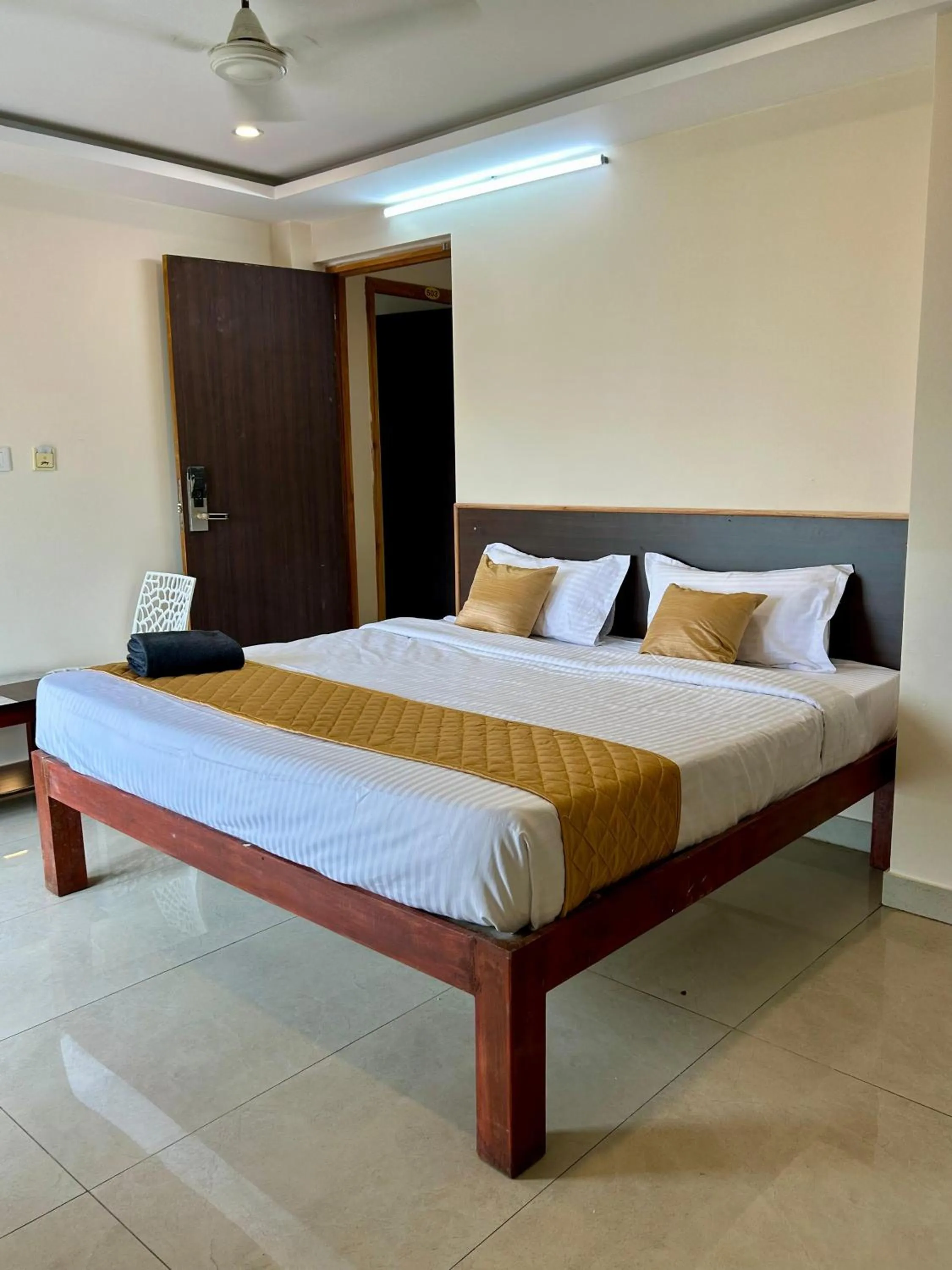 Bed in Sri Saai Surguru Residency