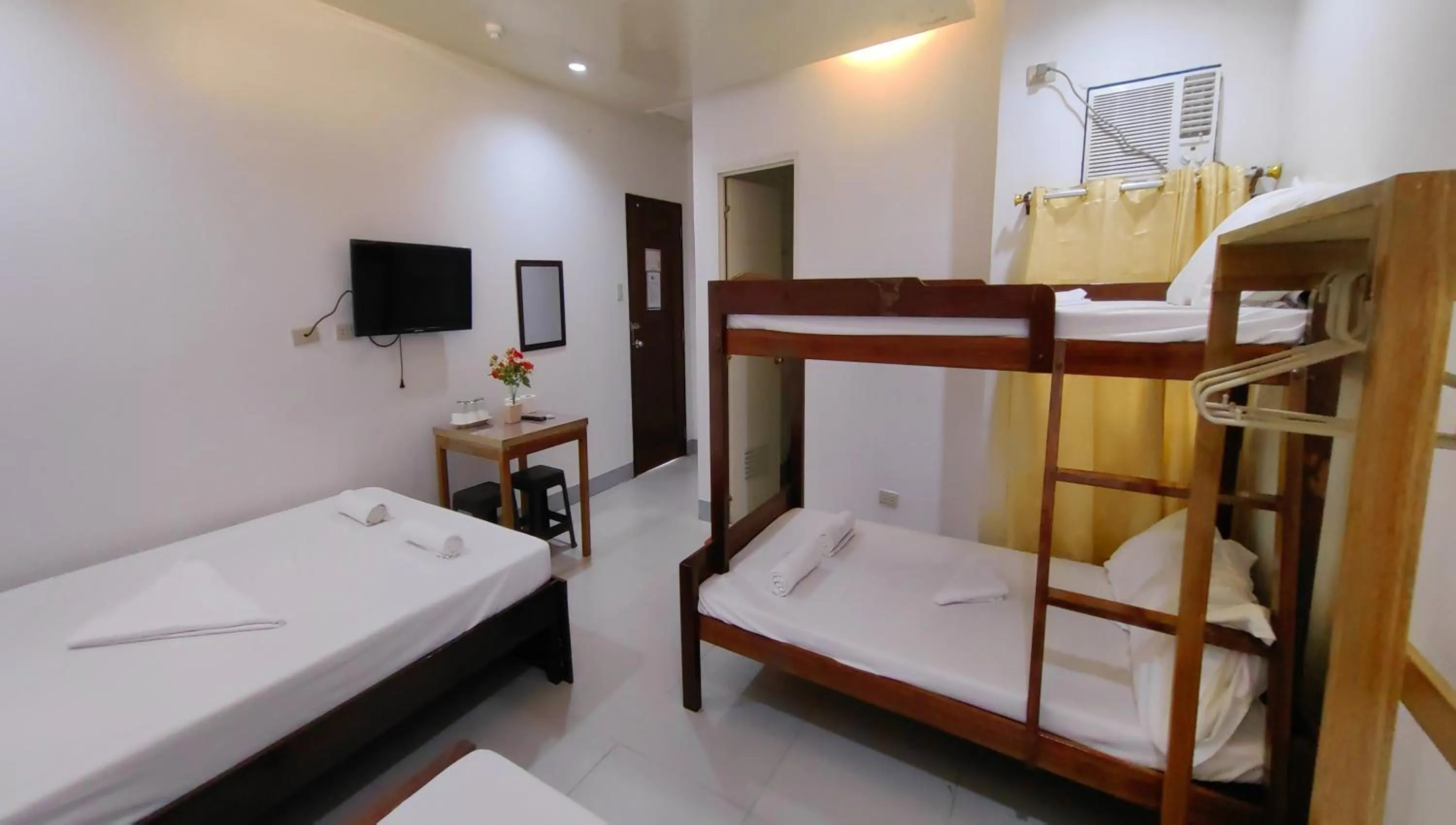 Bedroom, Bed in Pring Pension House Puerto Princesa