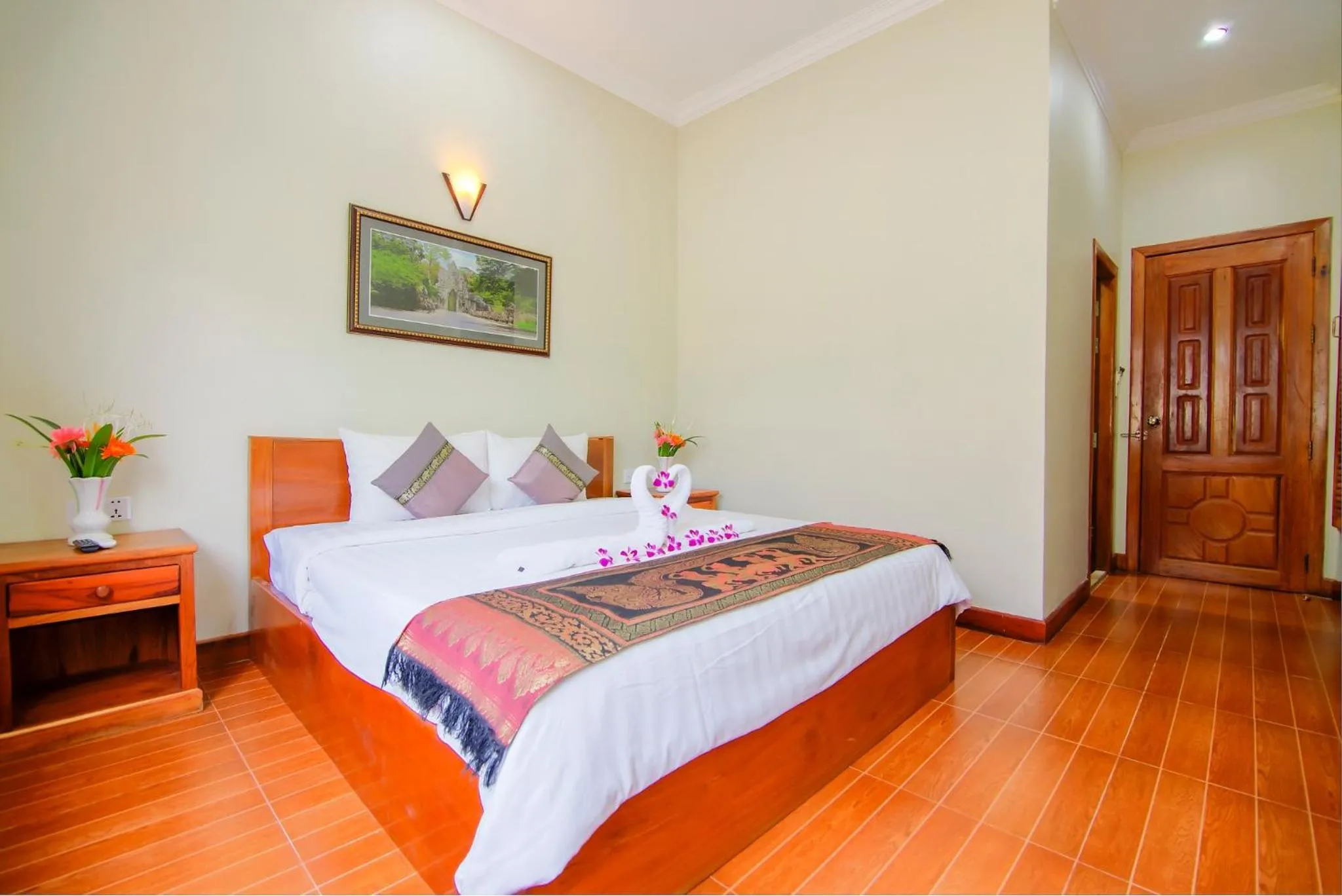 Bedroom, Bed in Thonka Boutique