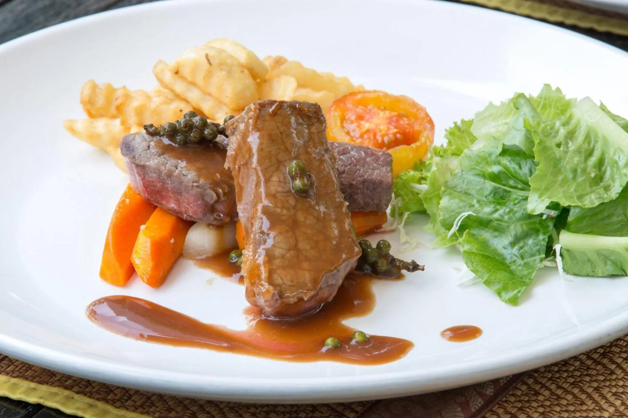 Food in Thonka Boutique