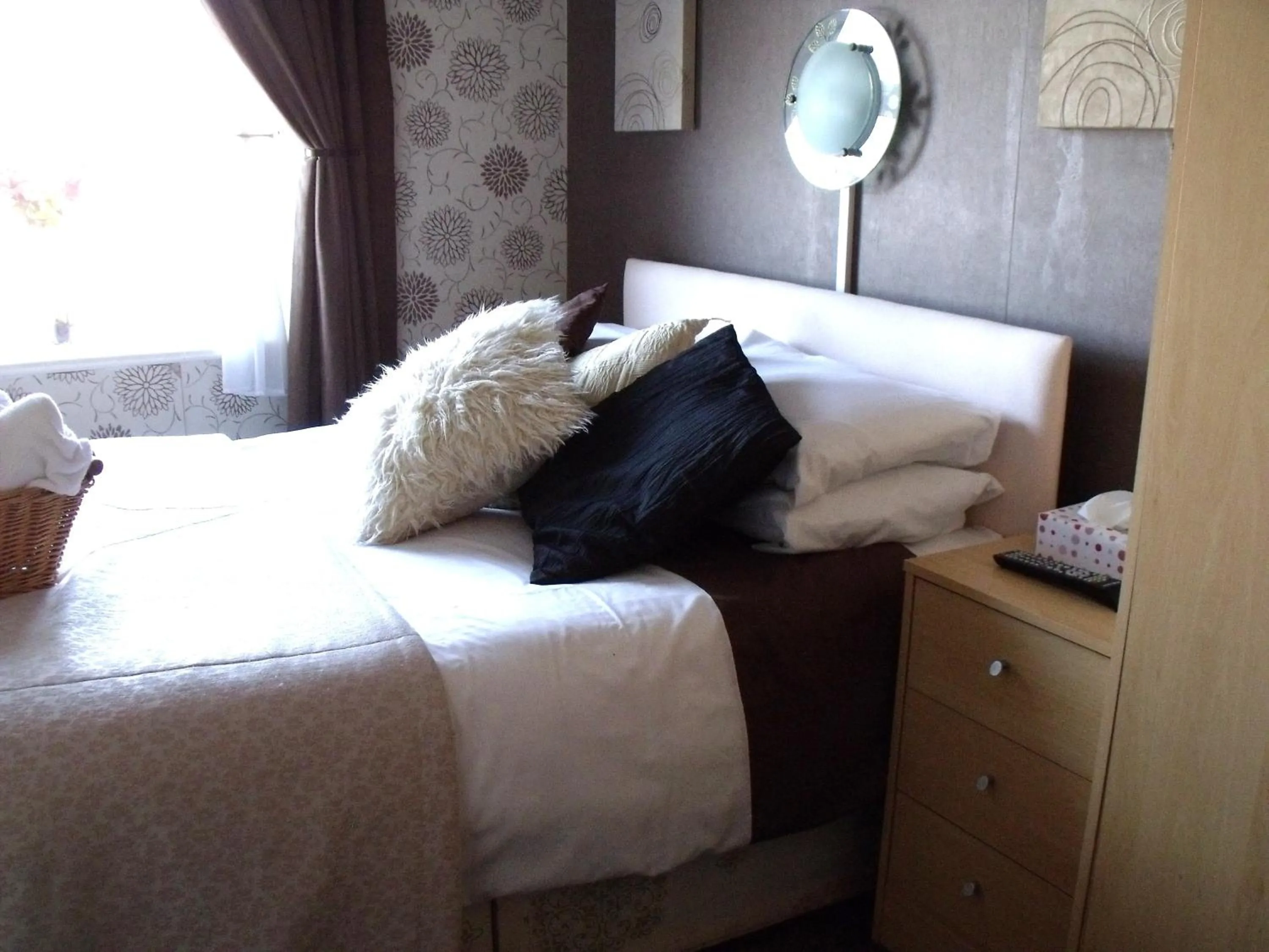 Other, Bed in The Derby Hotel