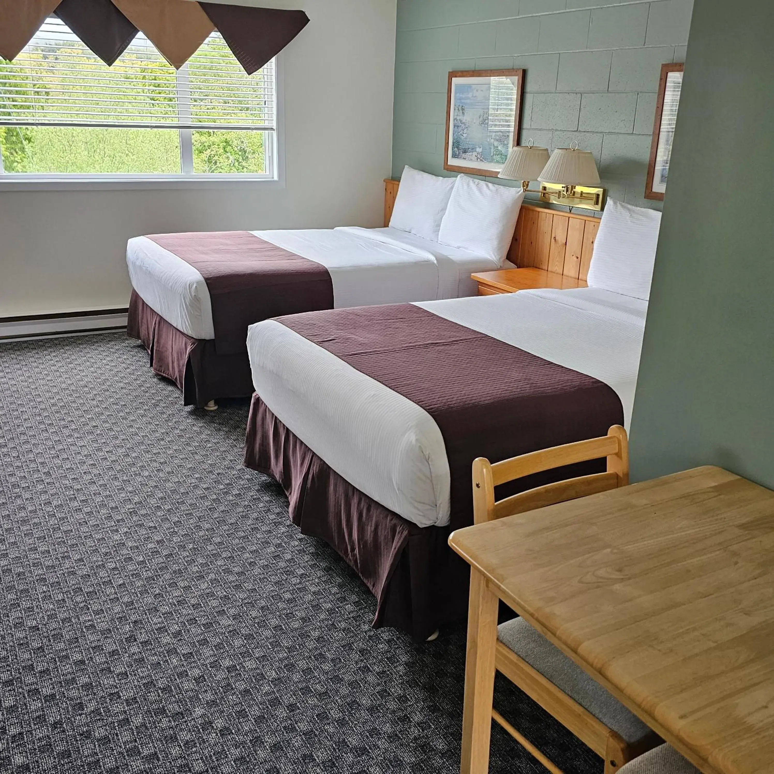 Double Room with Two Double Beds in Pacific Rim Motel Double Room with Two Double Beds in Pacific Rim Motel