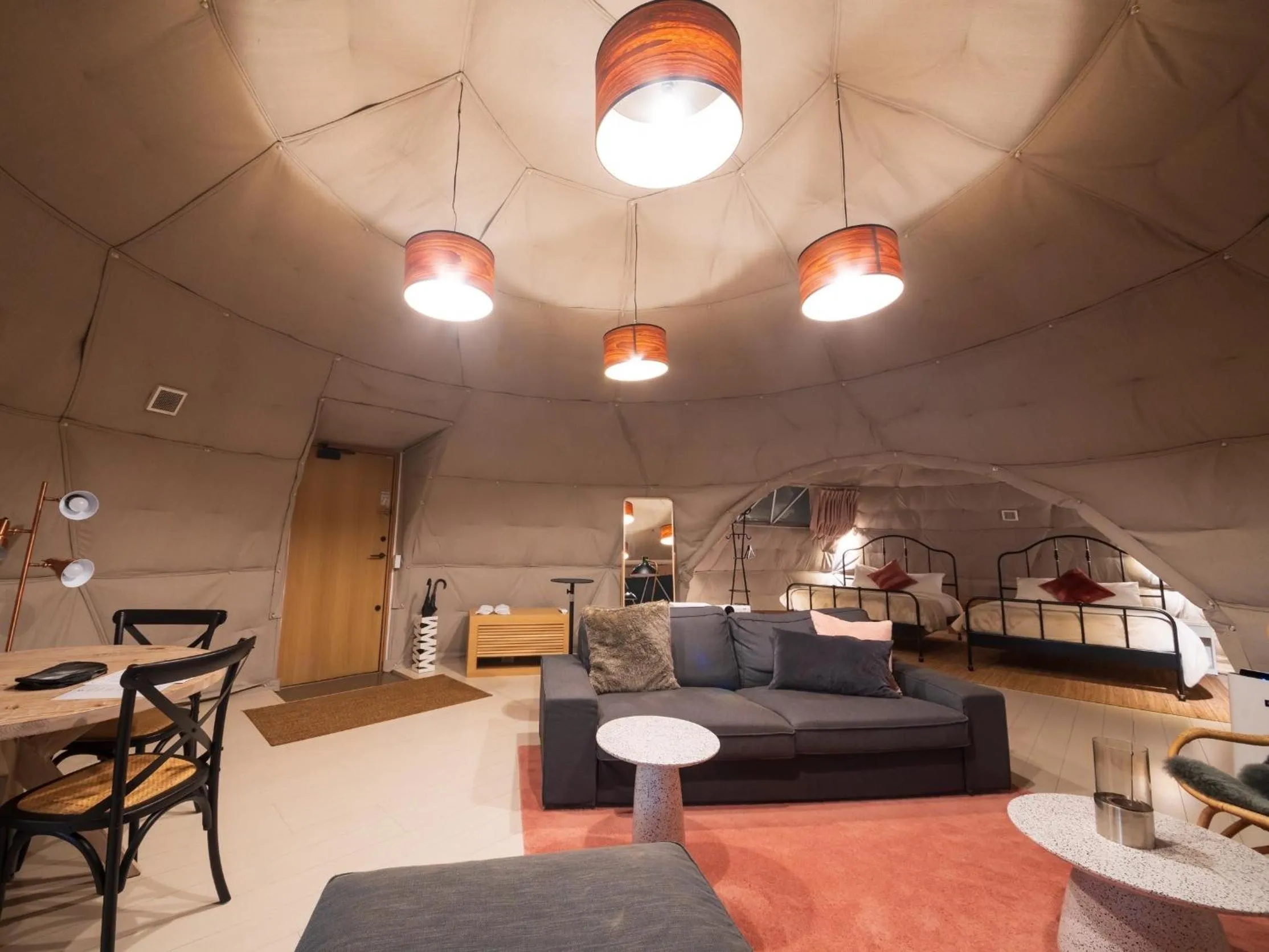 Living room in GLAMPROOK Futtsu BRISTOL HILL