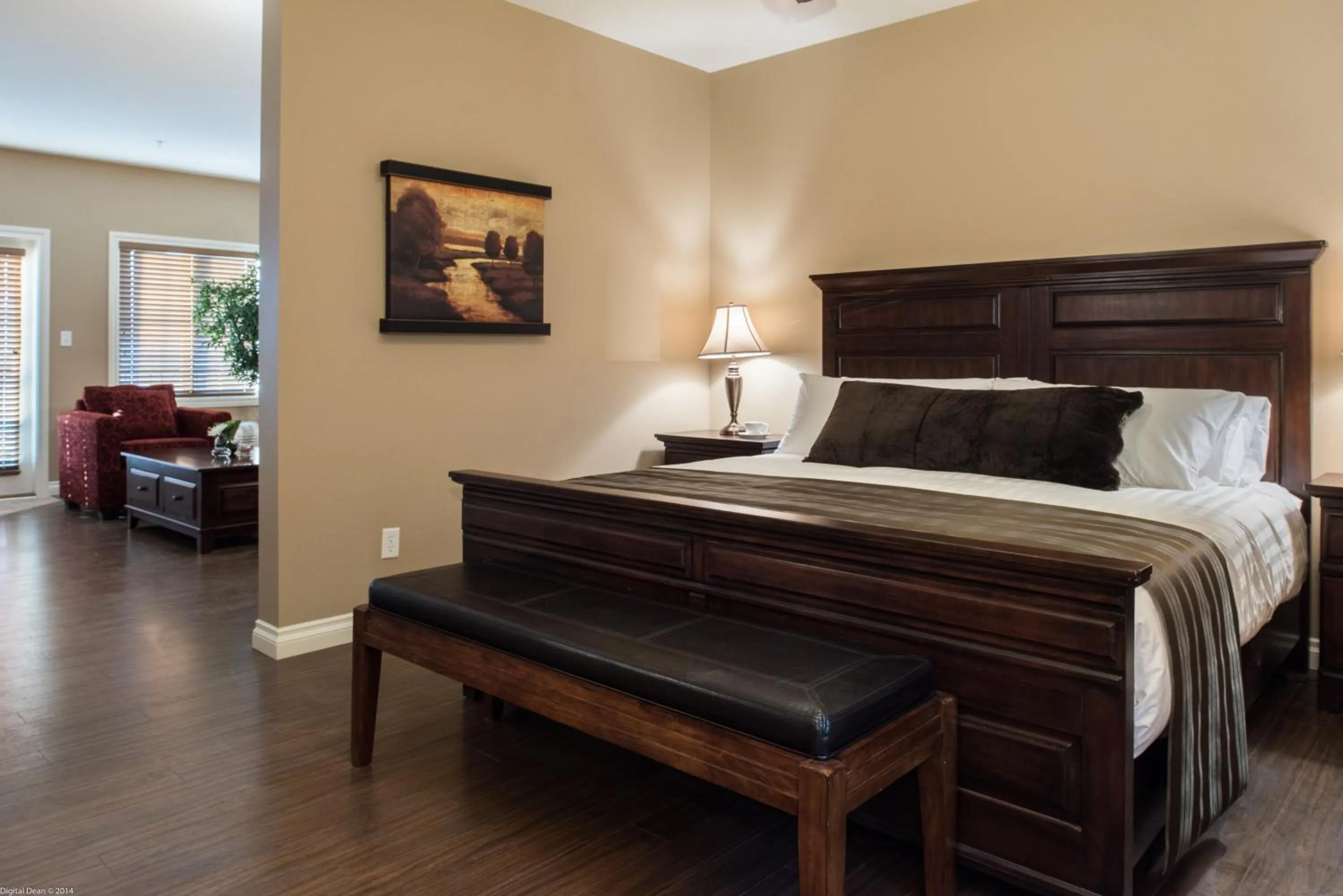 Bedroom, Bed in The Castle at Swan Lake