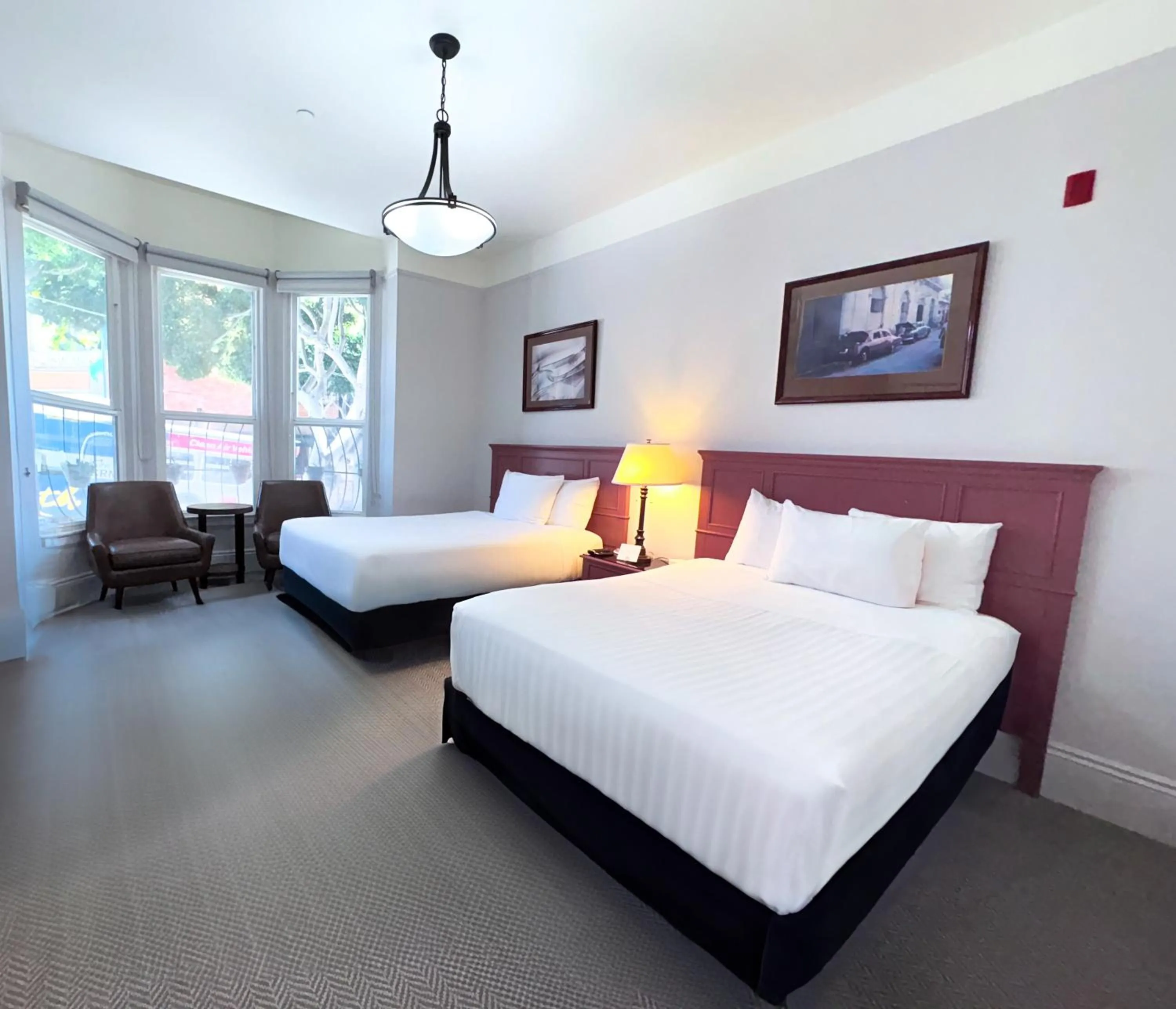 Bed in The Grove Inn