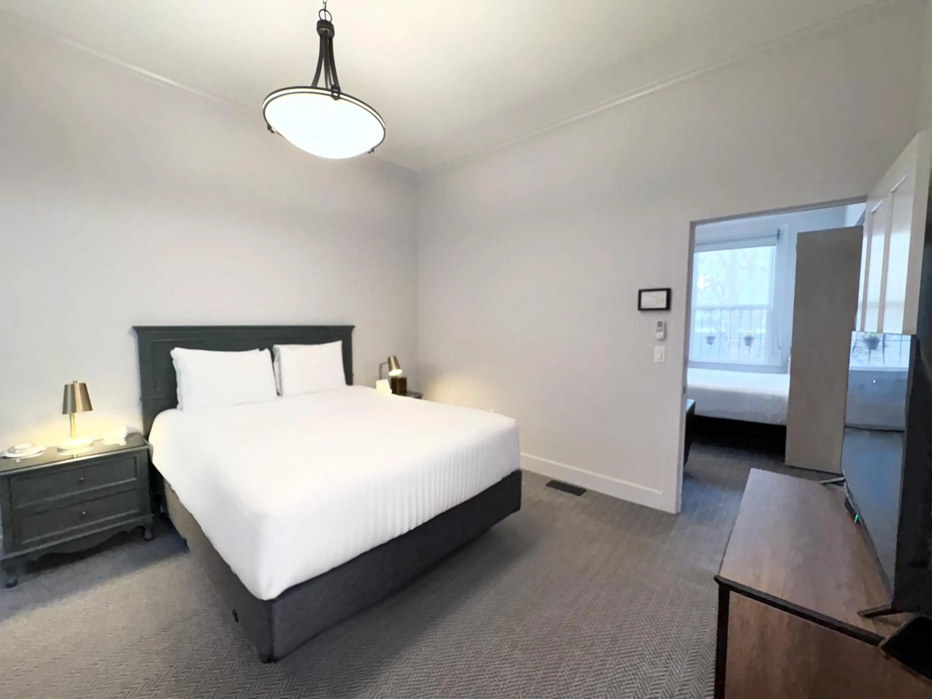 Bed in The Grove Inn