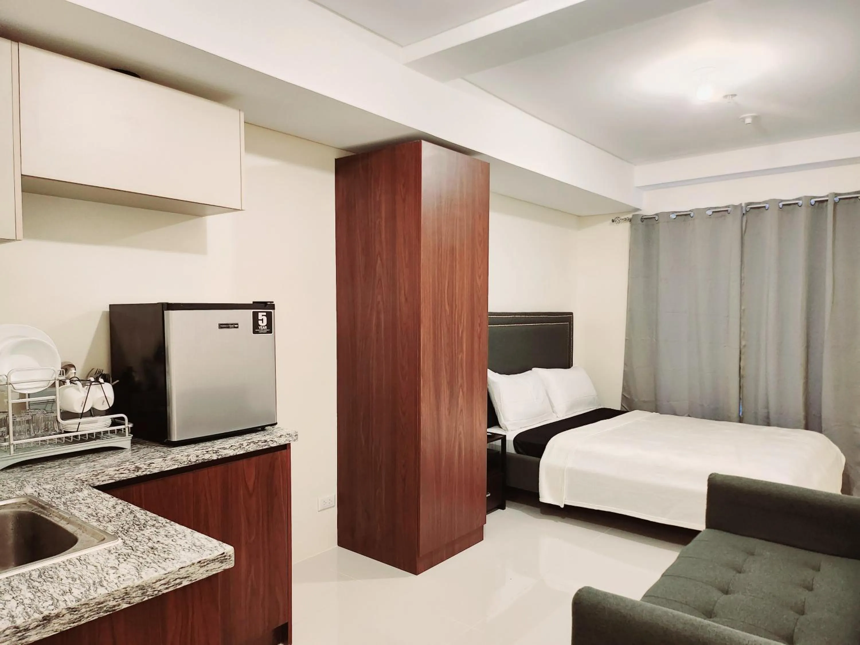 Bed in Selendra-Baguio City Suites