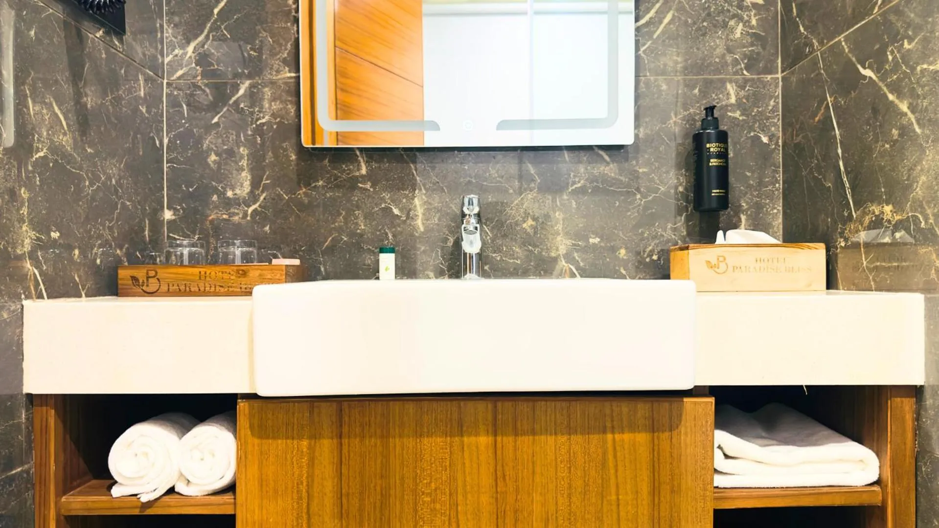 Bathroom in The Paradise Bliss - A Luxury Hotel & Spa in Udaipur