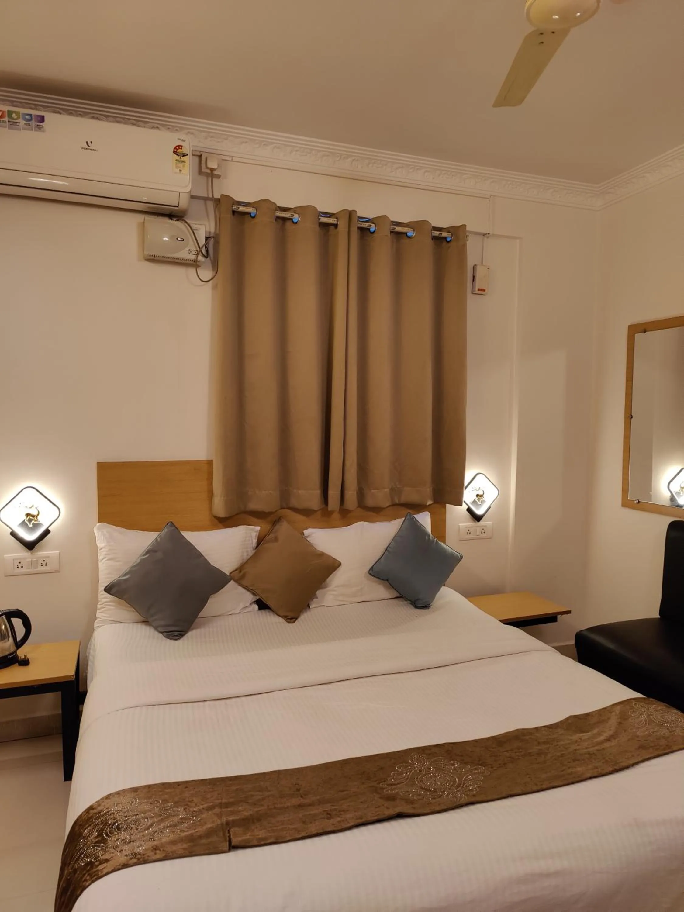 Bed in Sri Balaji Guest House