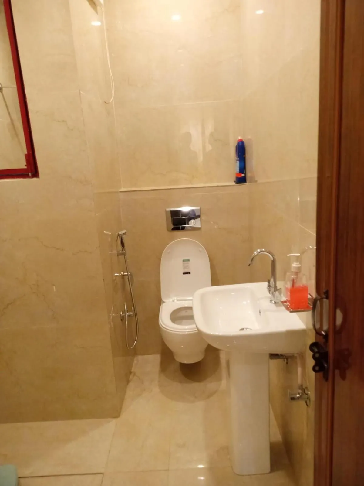 Shower in Jaiswal Home Stay