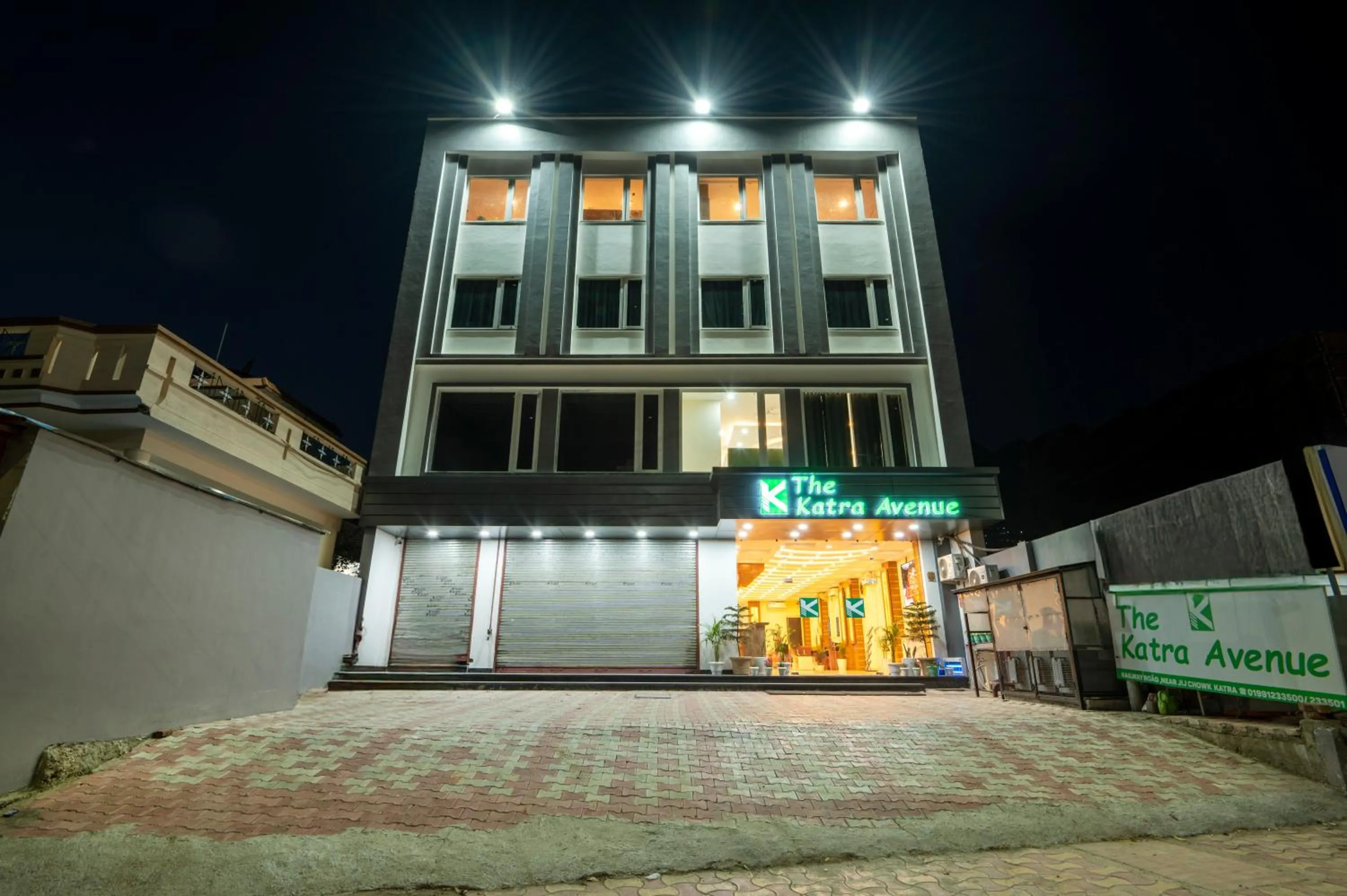 Property building in Hotel The Katra Avenue