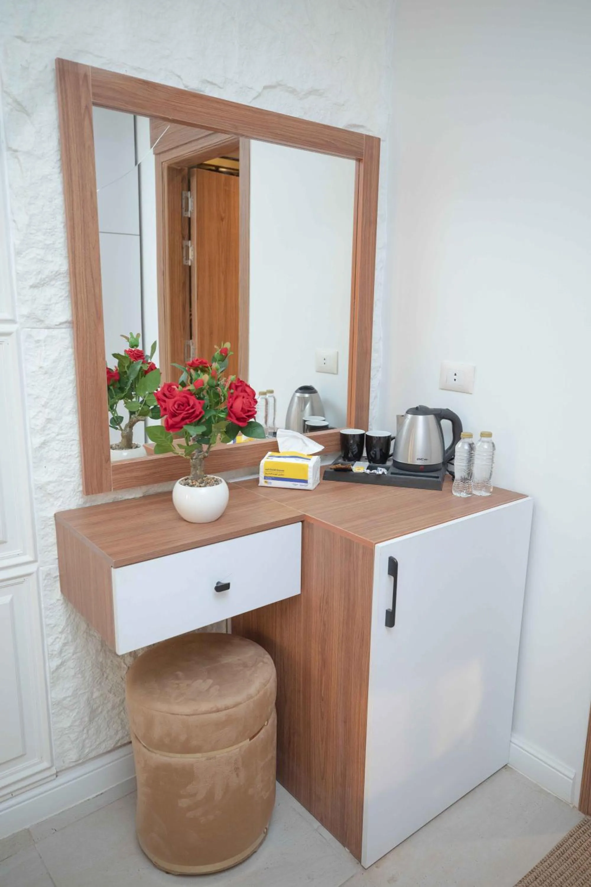 Coffee/tea facilities in Eyes Of Egypt Pyramids View Boutique Hotel