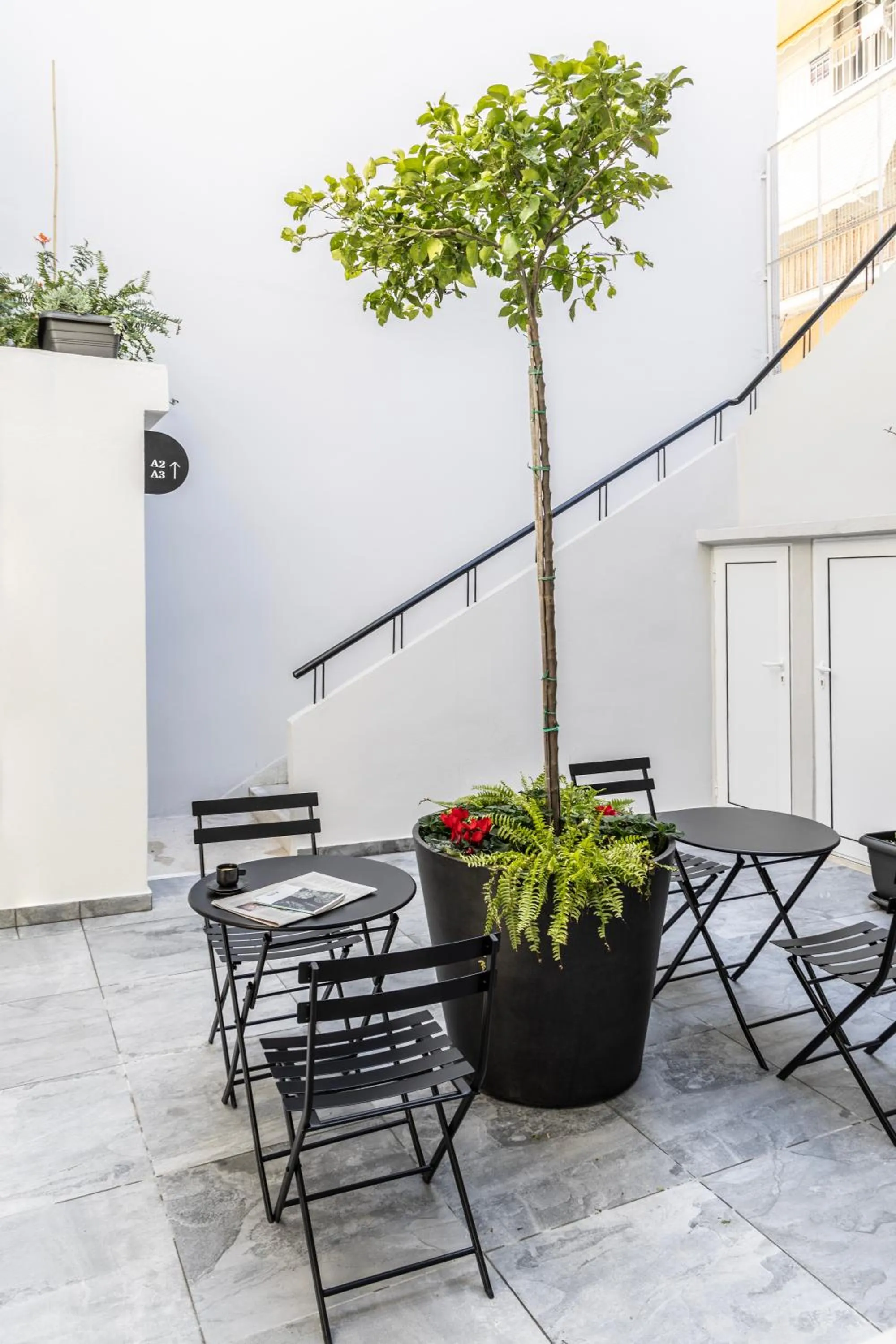 Patio in Elliot Petralona, Athens