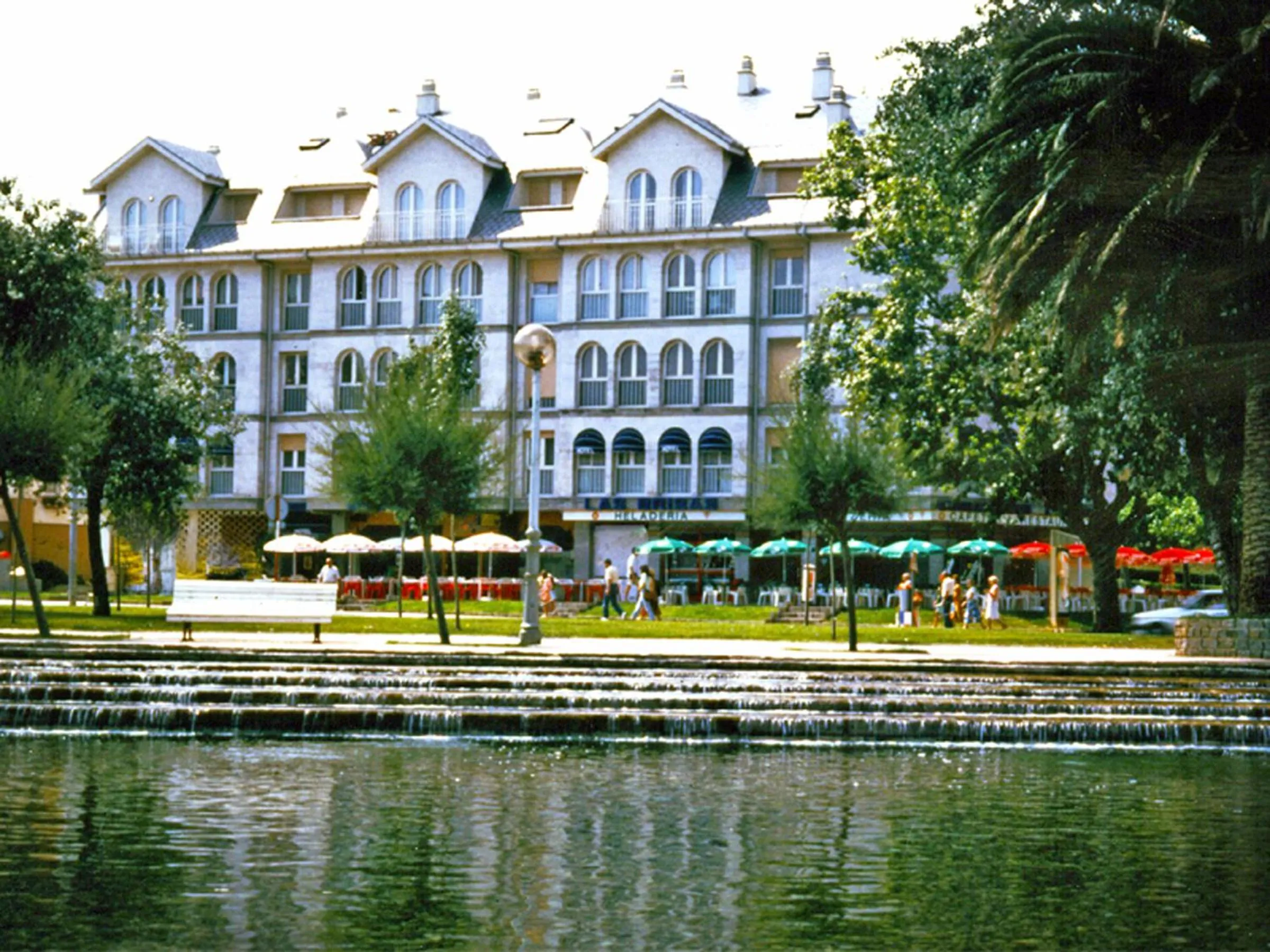 Property building in Apartamentos Las Brisas