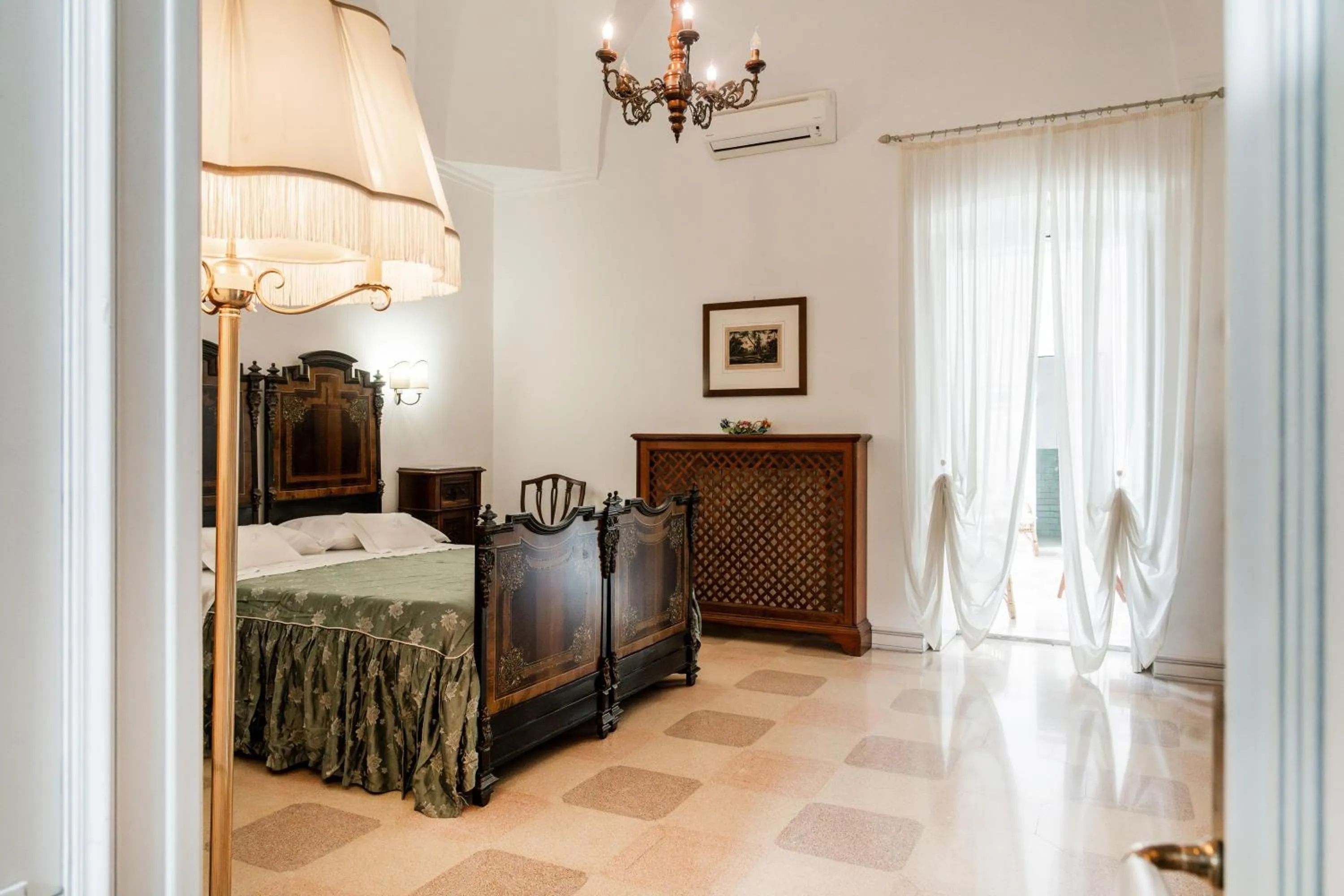 Bedroom, Bed in Palazzo Rodio