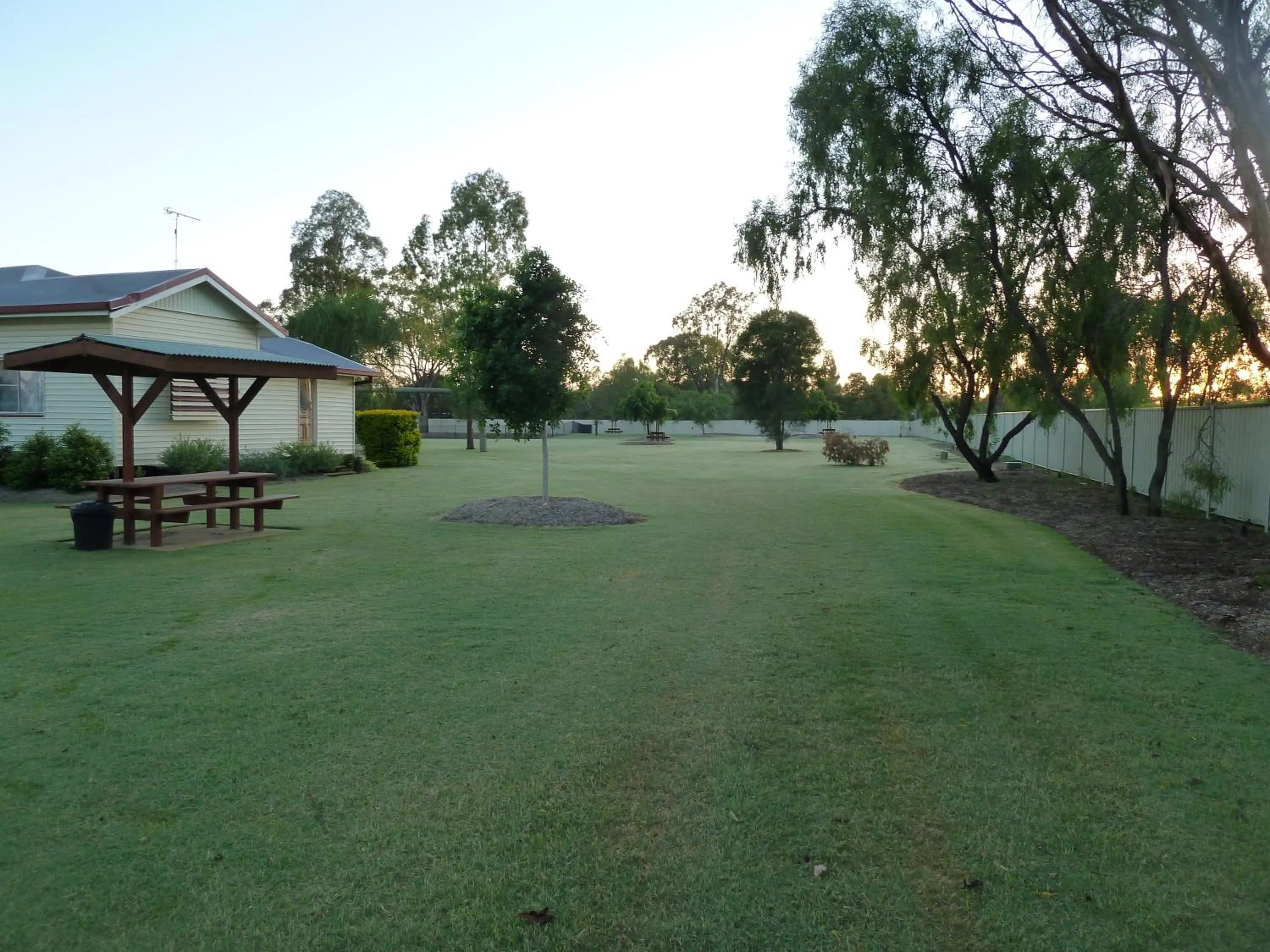Garden in Chinchilla Tourist Park