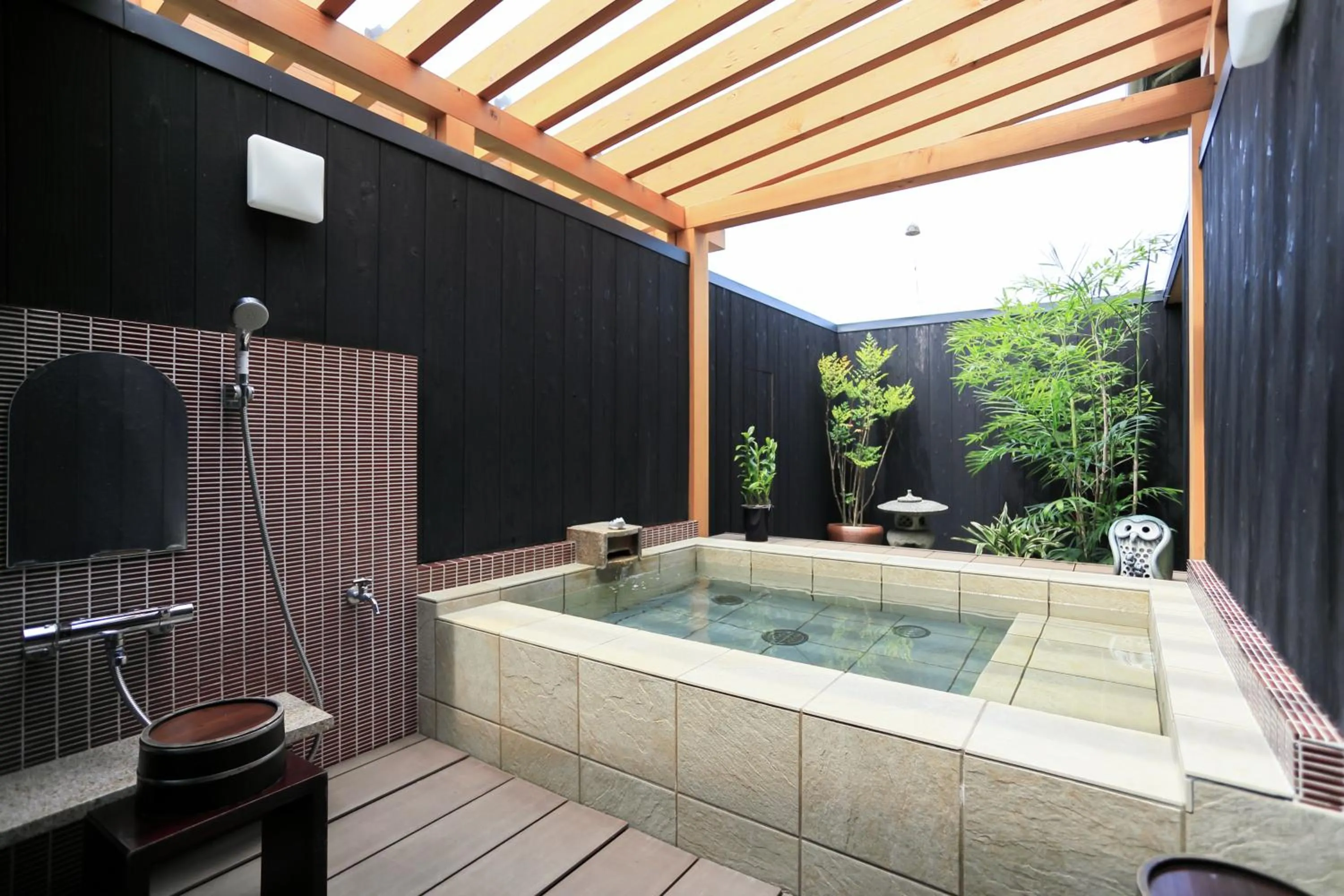 Open Air Bath in Jinpuso