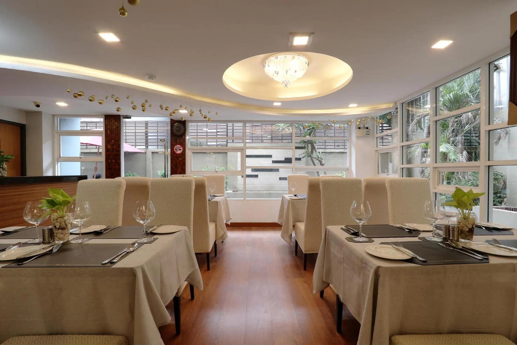 Restaurant/places to eat in Klassique Sukhumvit Hotel