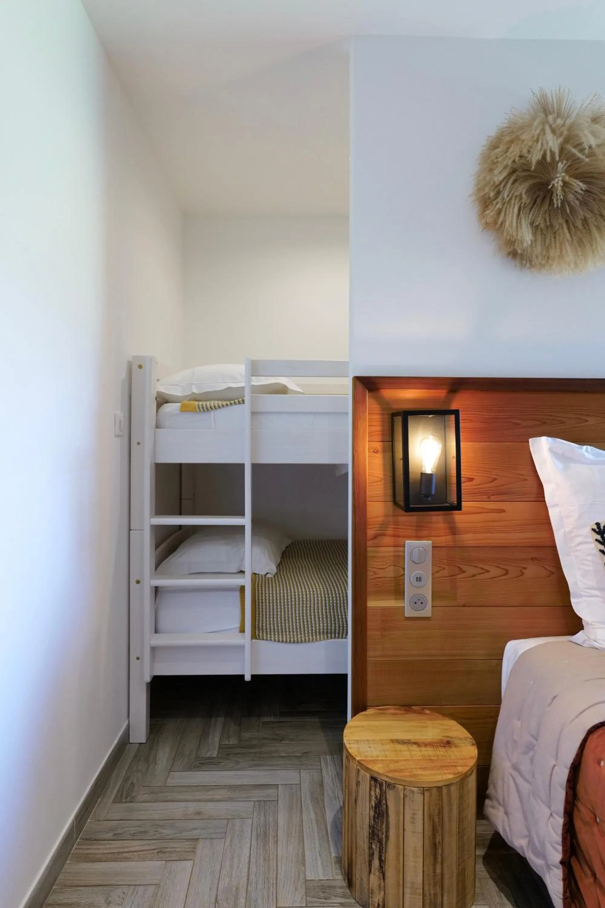 bunk bed, Bed in Domaine Pozzo di Mastri hôtel & spa