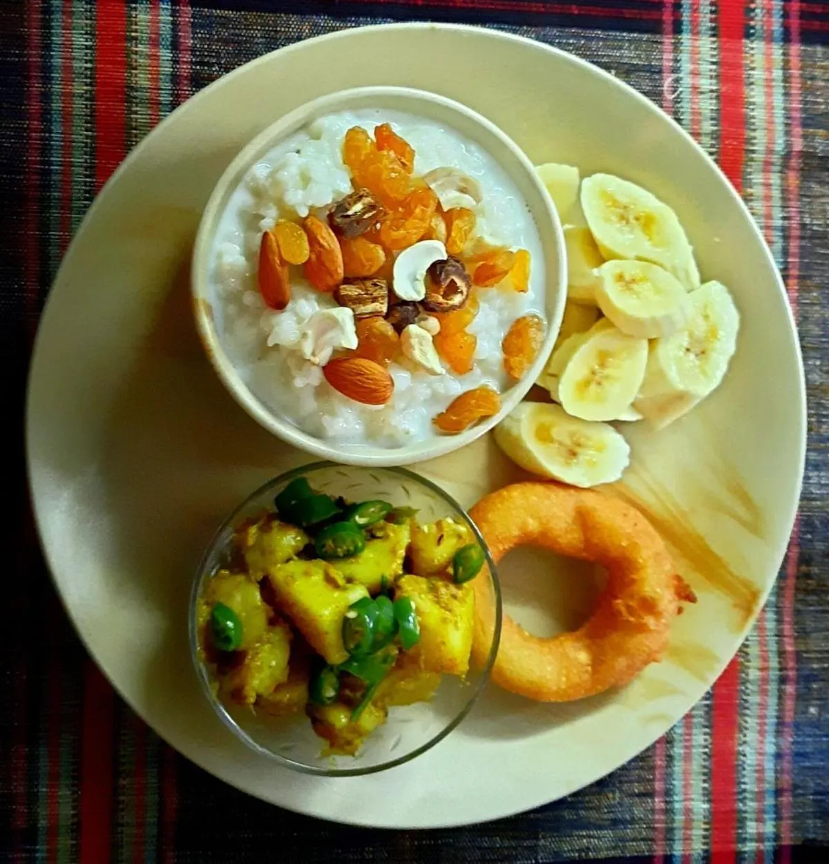 Breakfast in Pradhan House - Home Stay with Garden
