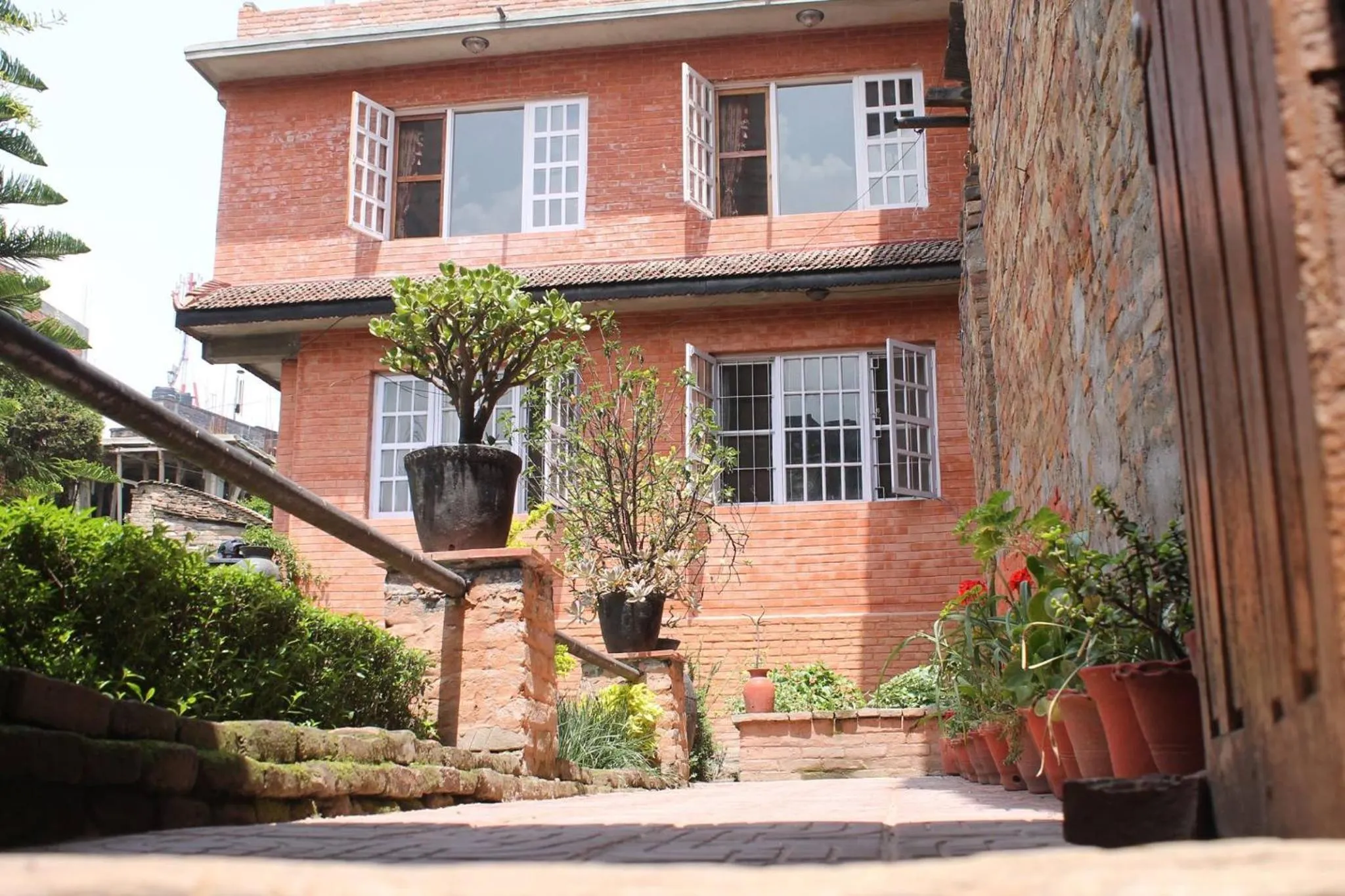 Day in Pradhan House - Home Stay with Garden