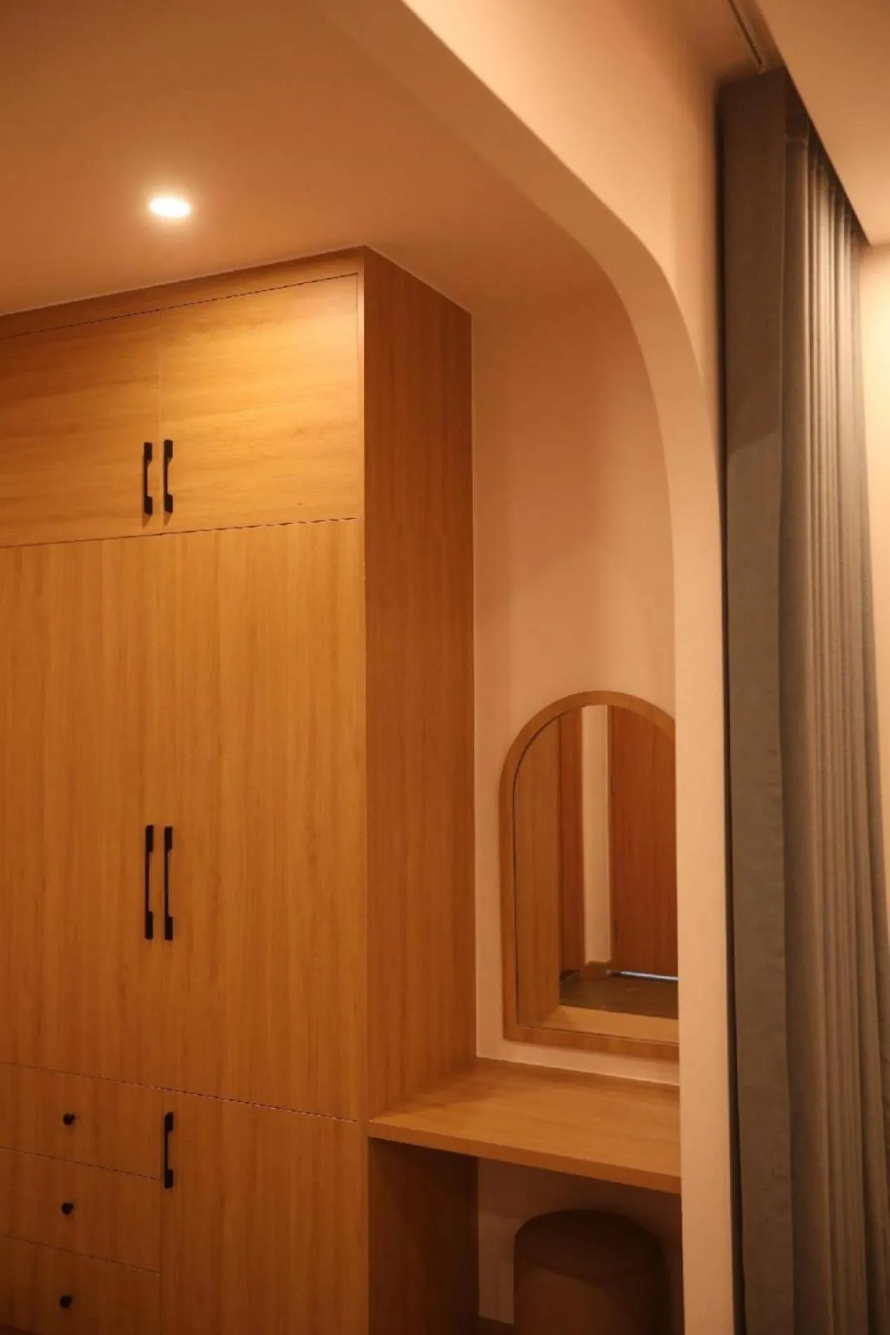 wardrobe in TherHouse